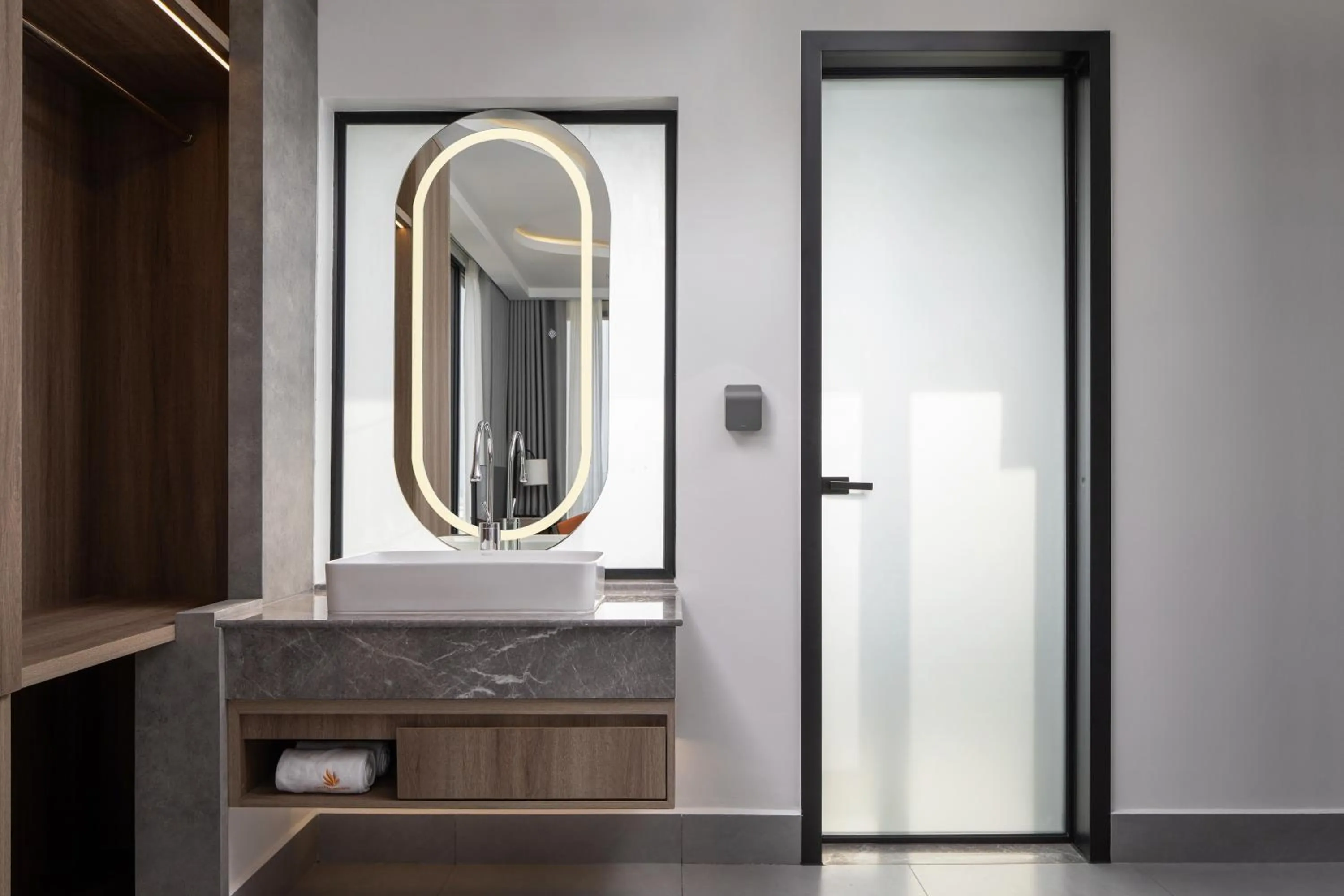 Bathroom in Chaiya Palace Hotel