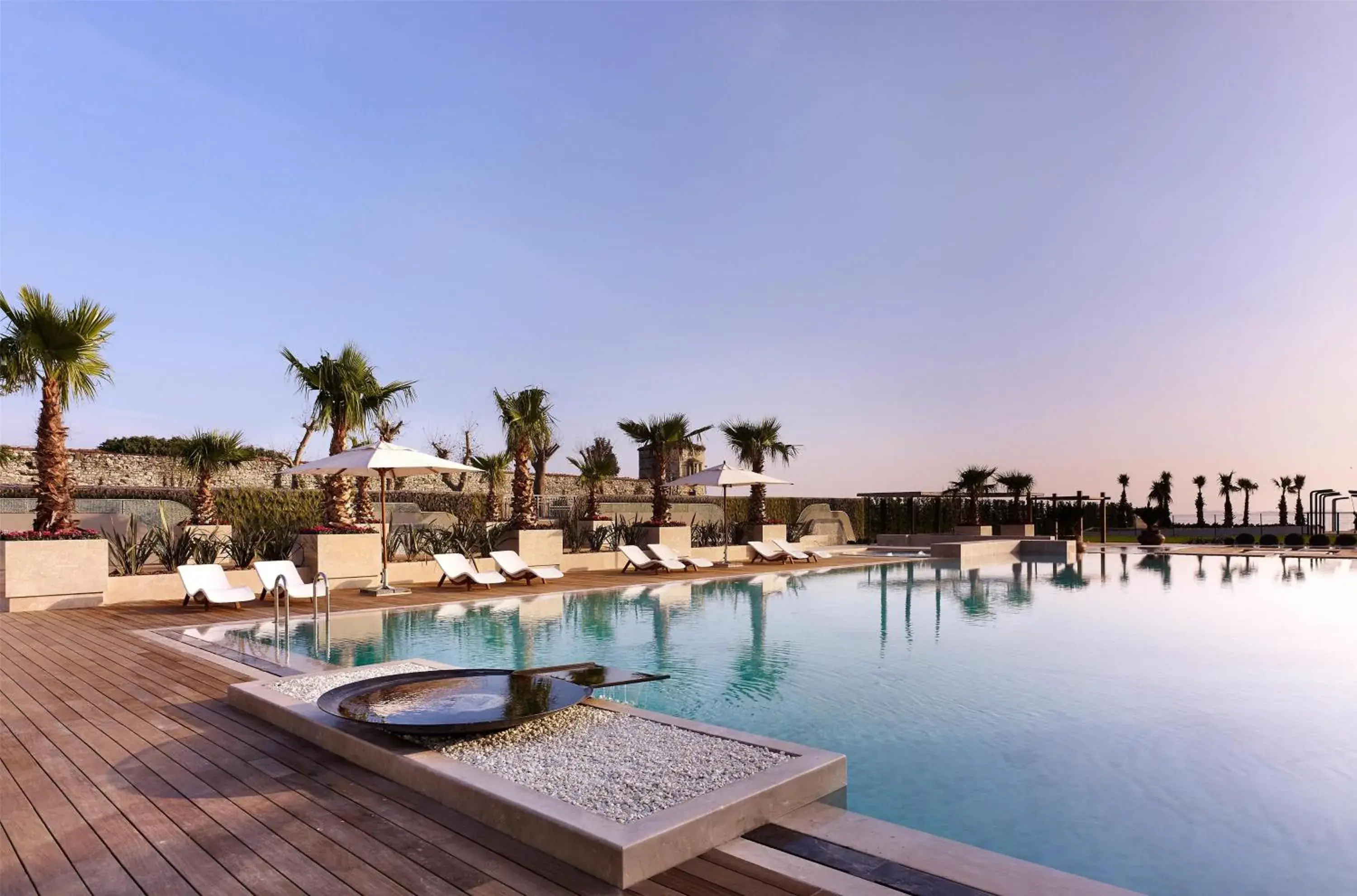 Swimming pool in Hyatt Regency Istanbul Atakoy Swimming pool in Hyatt Regency Istanbul Atakoy