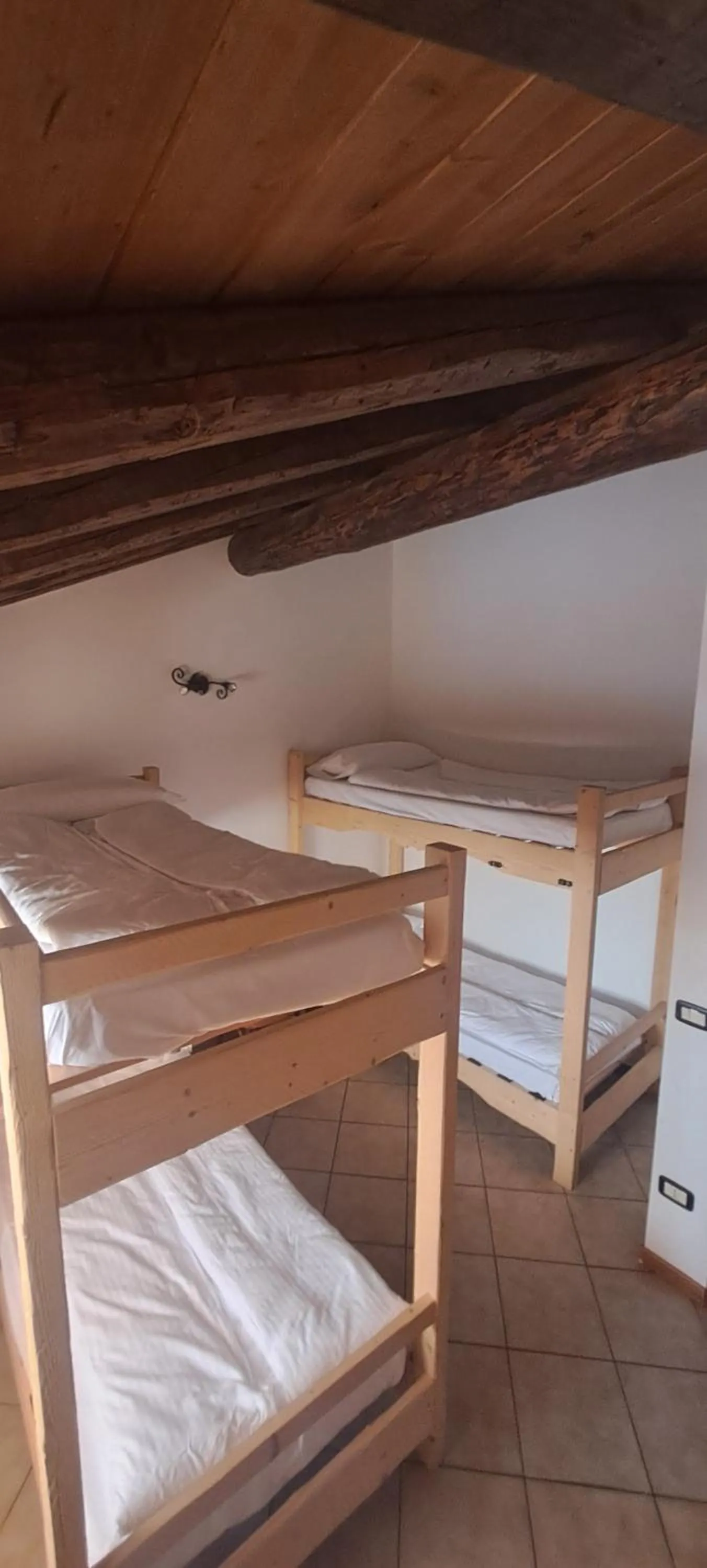 bunk bed, Bed in ALBERGO DIFFUSO ORNICA NEL CUORE