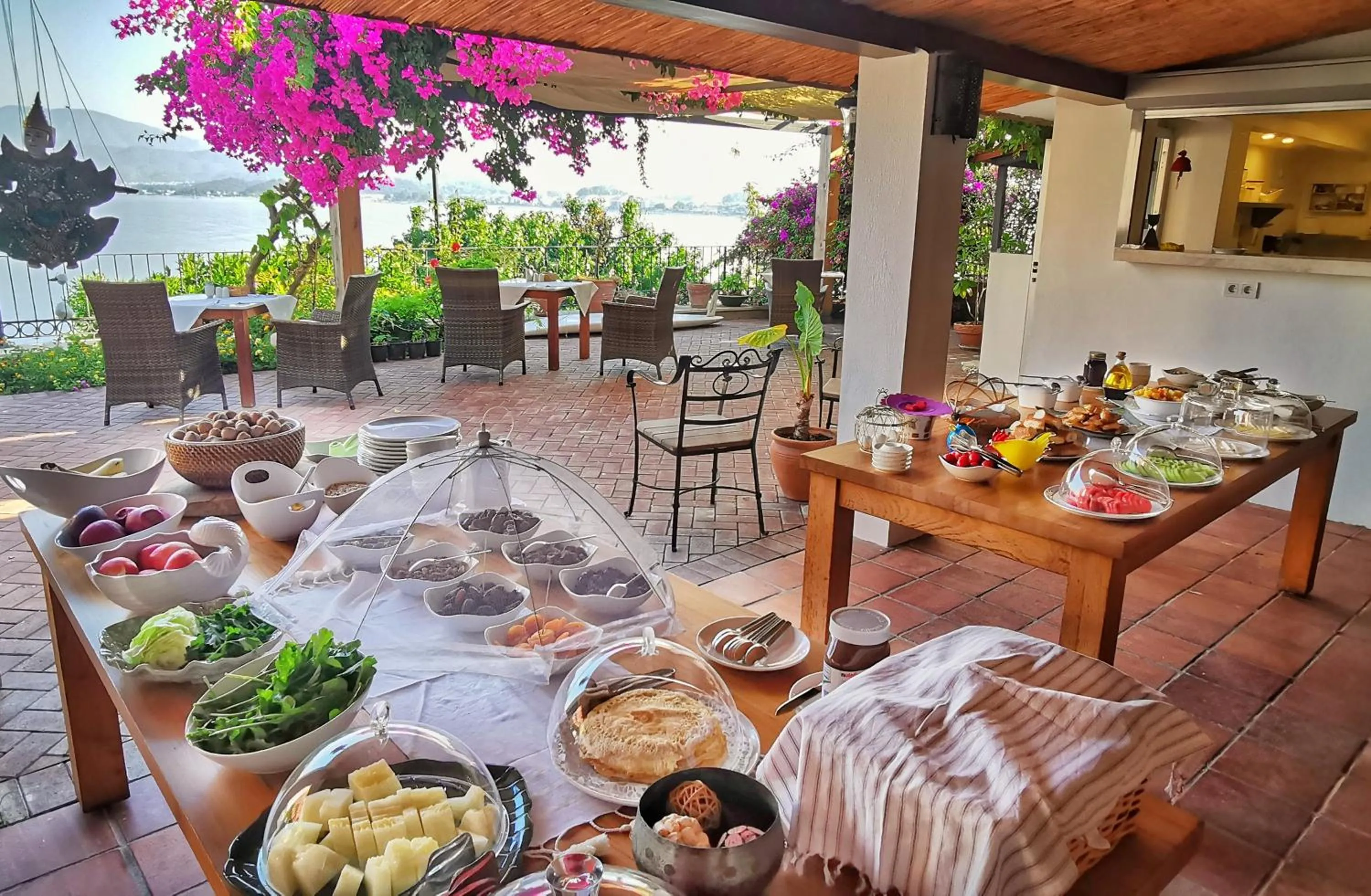 Breakfast in Ece Hotel Sovalye Island