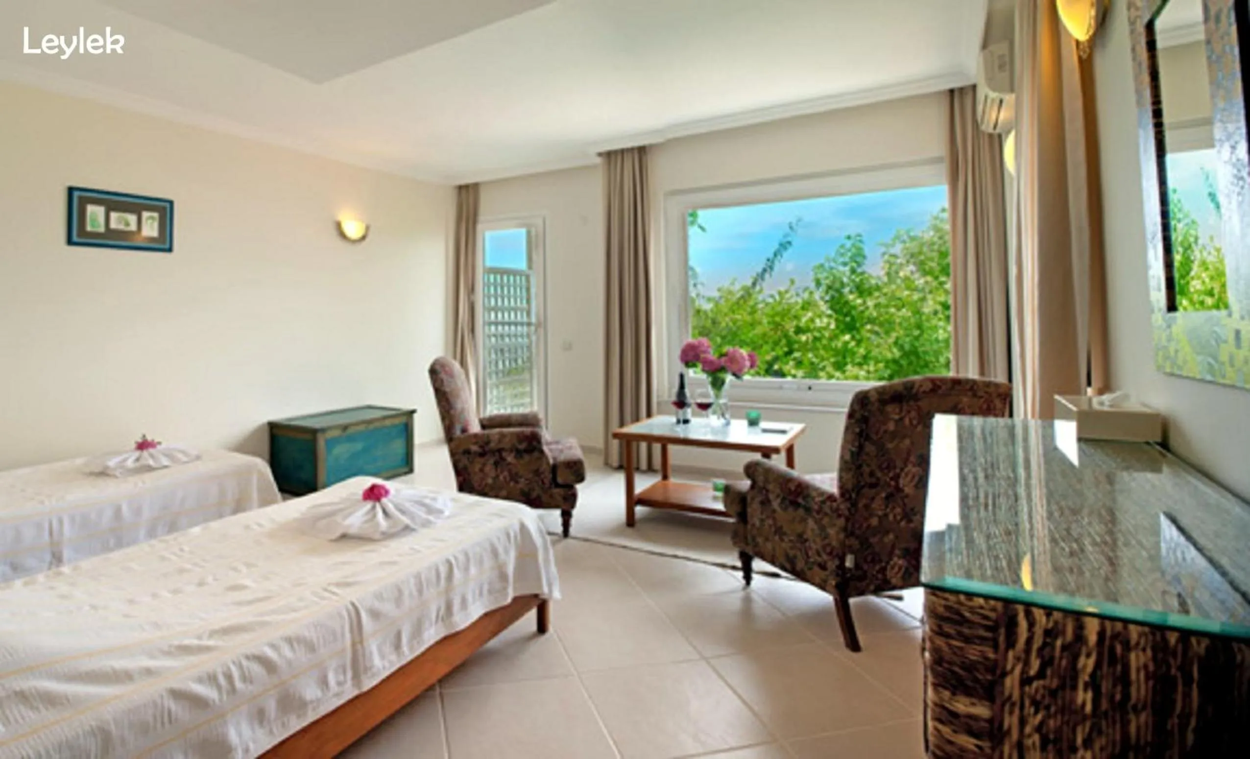 Photo of the whole room, Bed in Ece Hotel Sovalye Island