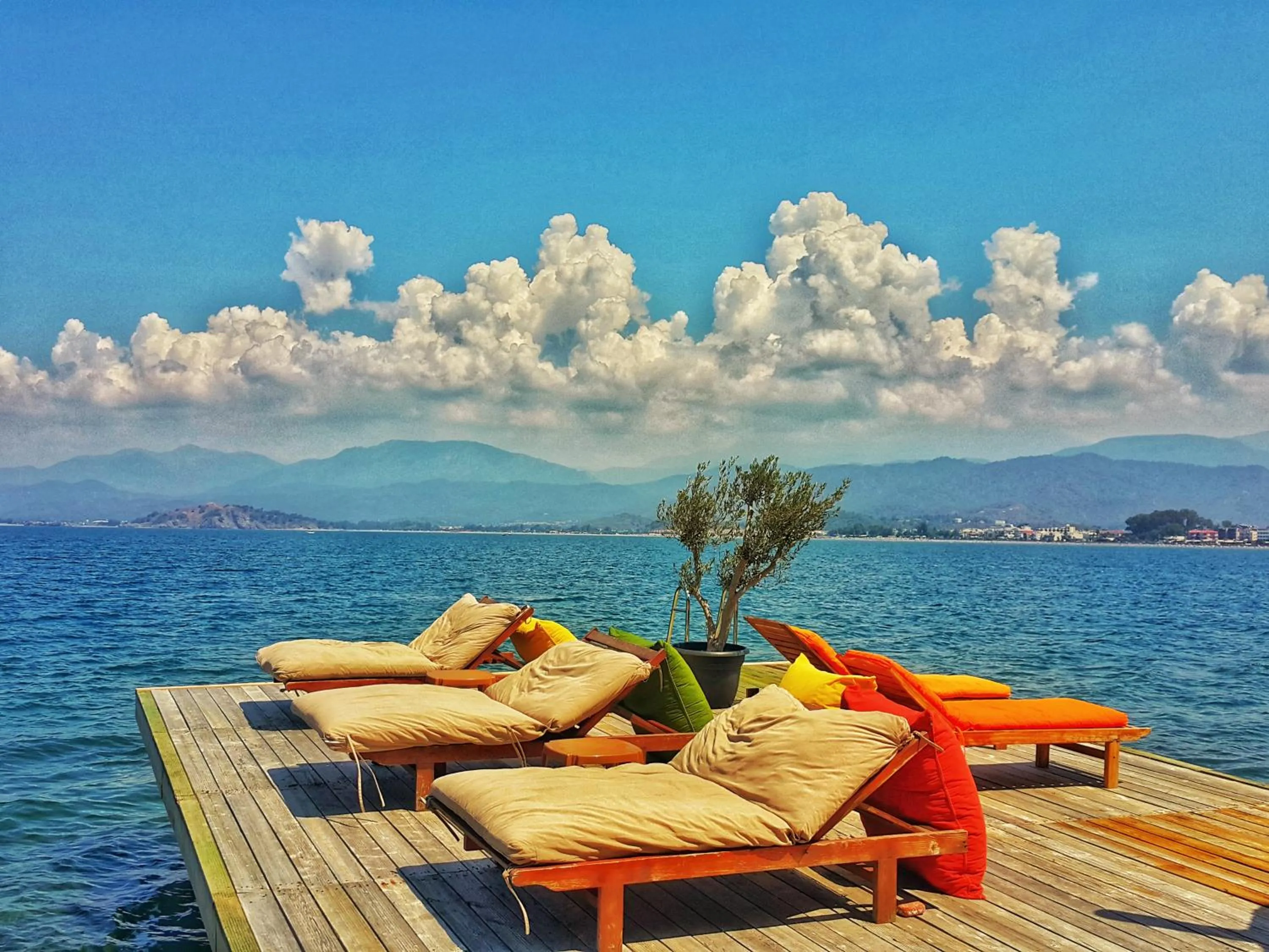 Beach in Ece Hotel Sovalye Island