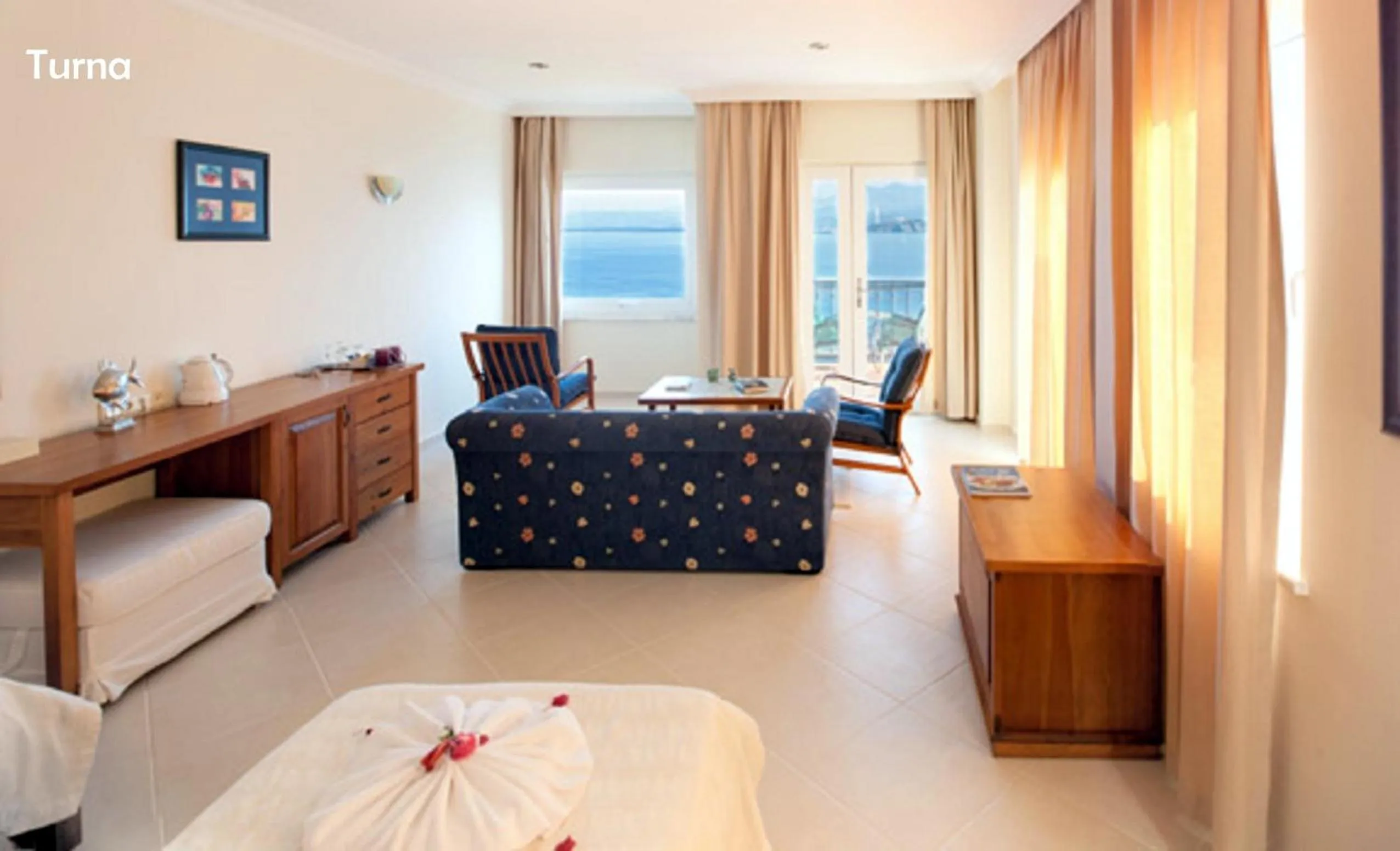 Photo of the whole room, Bed in Ece Hotel Sovalye Island