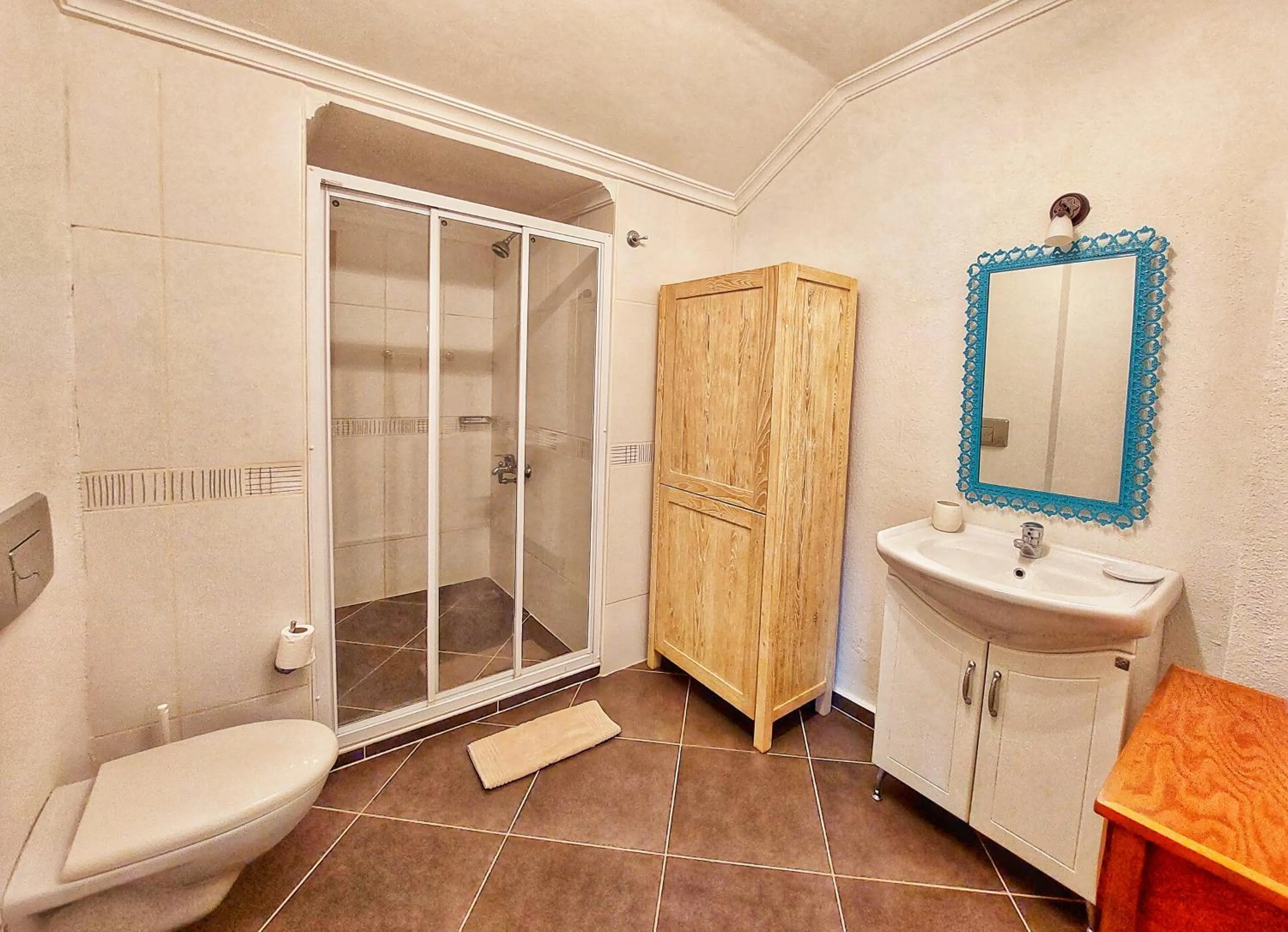 Bathroom in Ece Hotel Sovalye Island