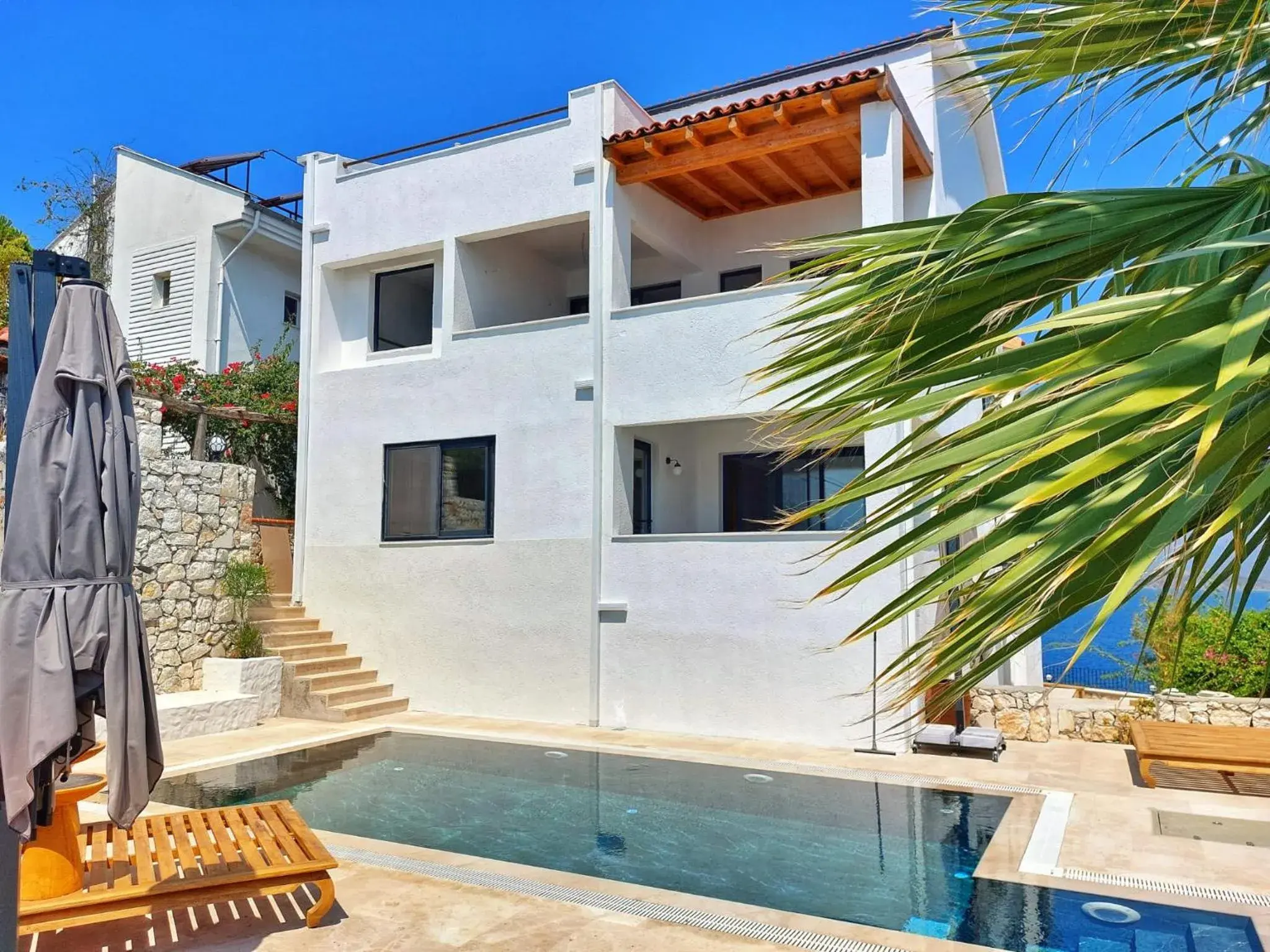 Property building in Ece Hotel Sovalye Island Property building in Ece Hotel Sovalye Island