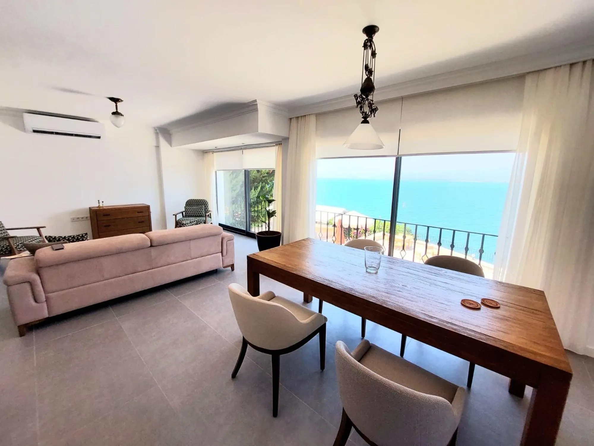 Living room in Ece Hotel Sovalye Island