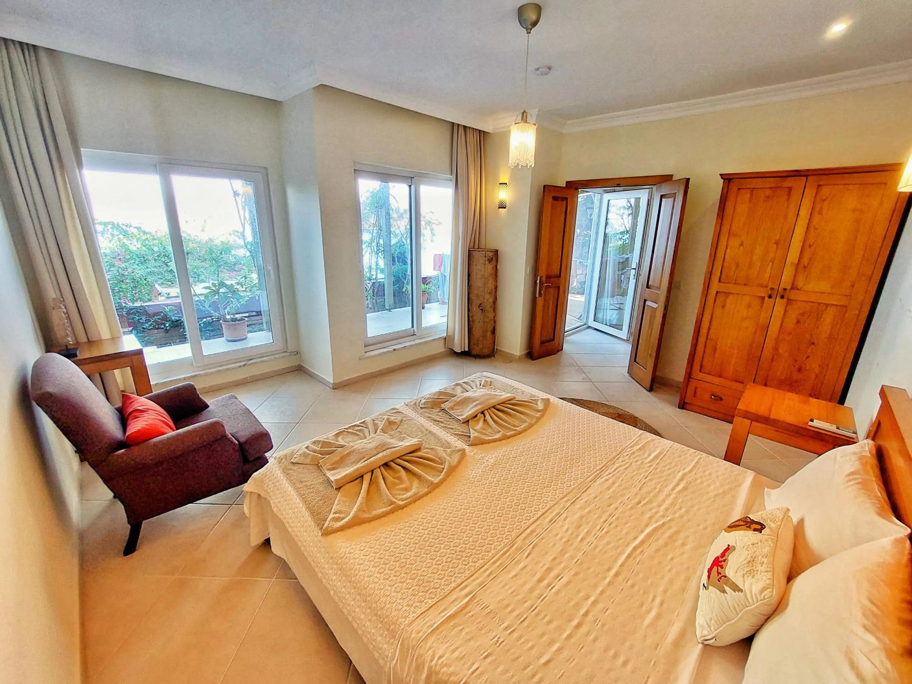 Bedroom, Bed in Ece Hotel Sovalye Island