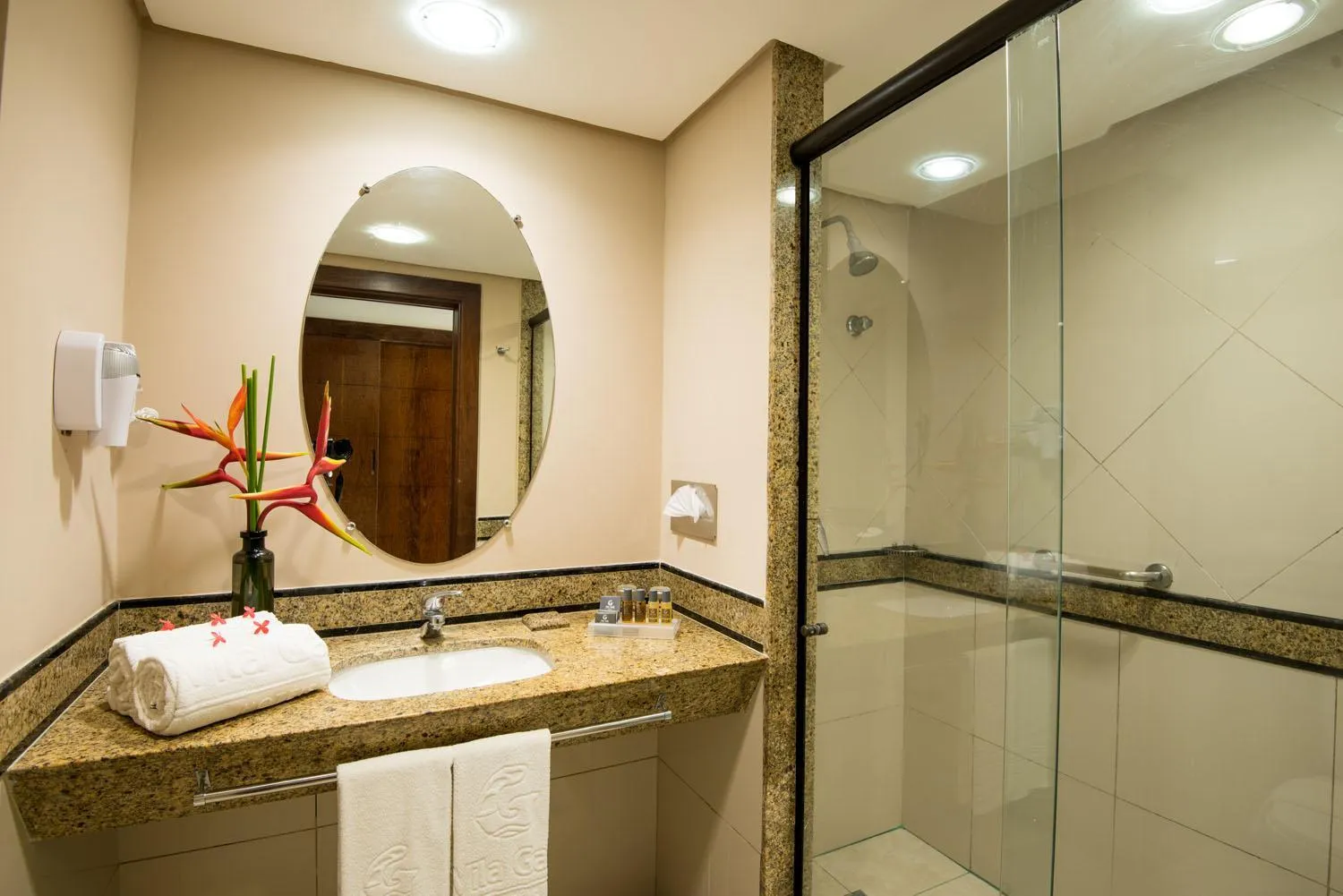 Shower in Vila Galé Resort Marés - All Inclusive