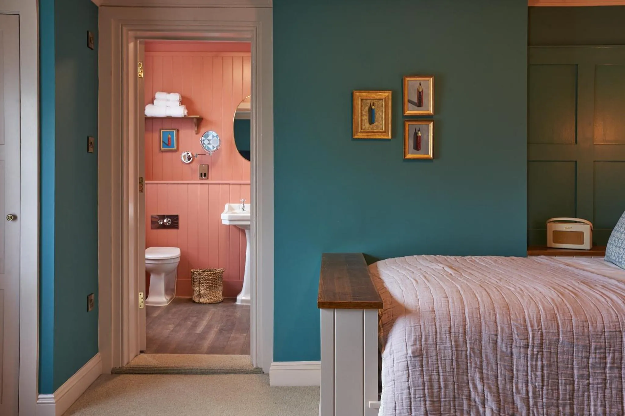 Bedroom, Bed in The White Horse - A Heartwood Inn