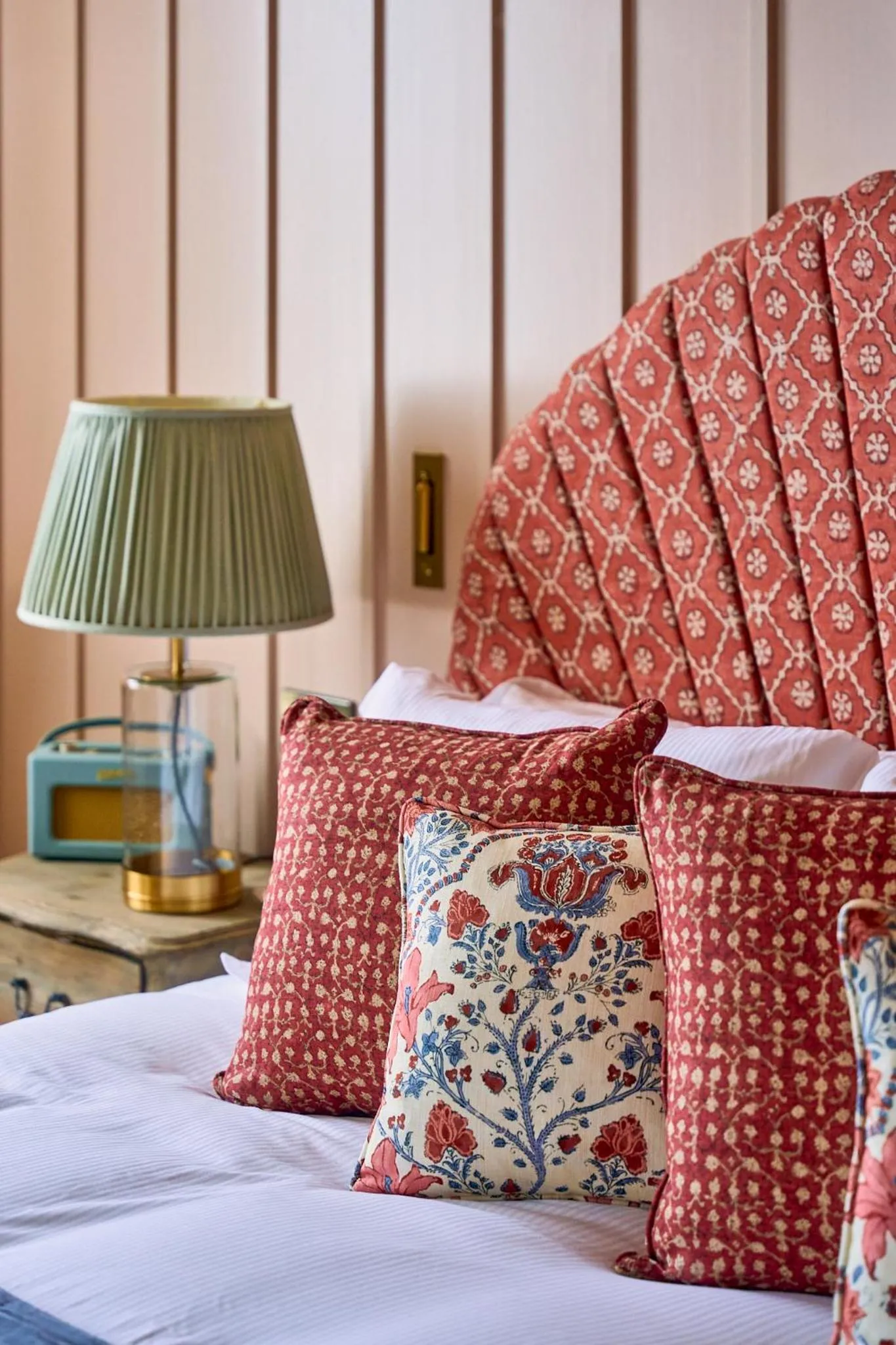 Bedroom, Bed in The White Horse - A Heartwood Inn