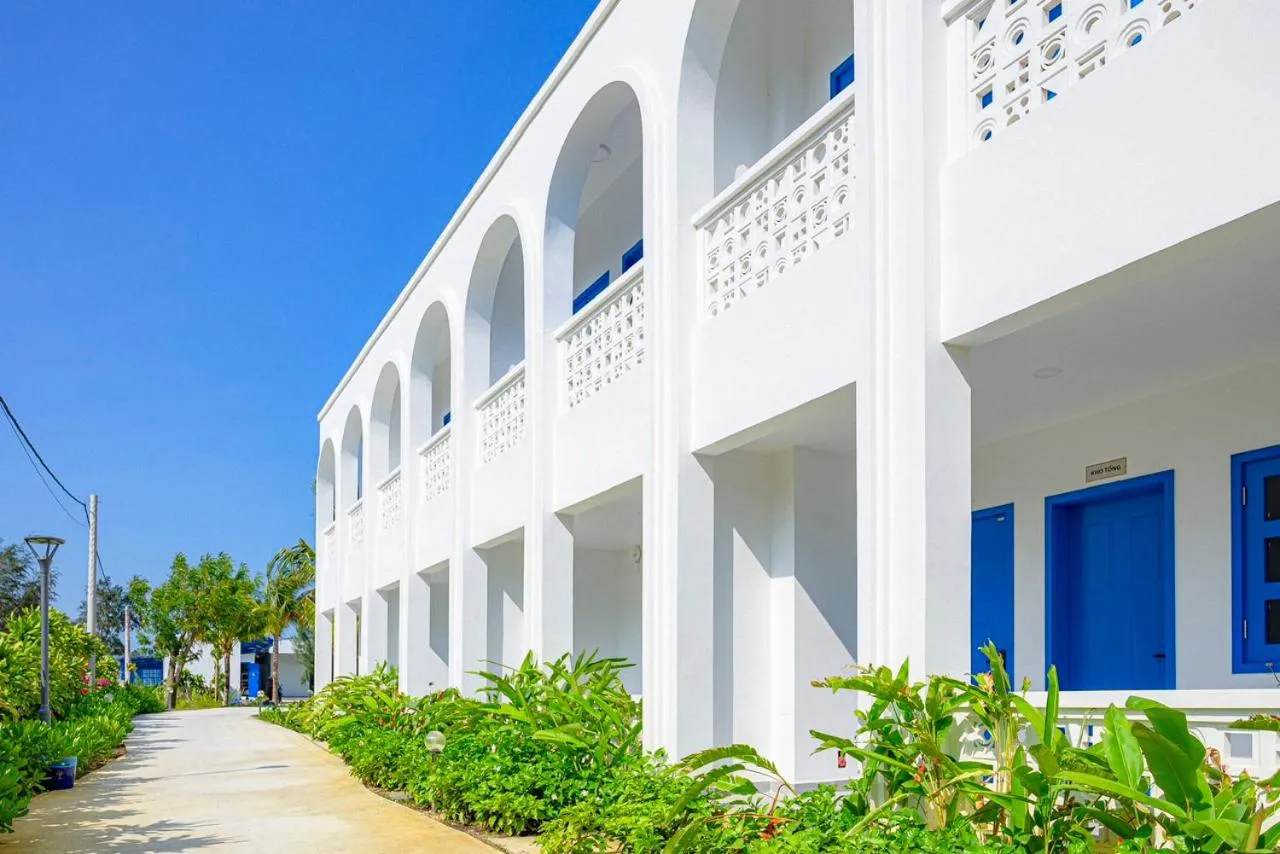 Property building in KIGI Beach Resort