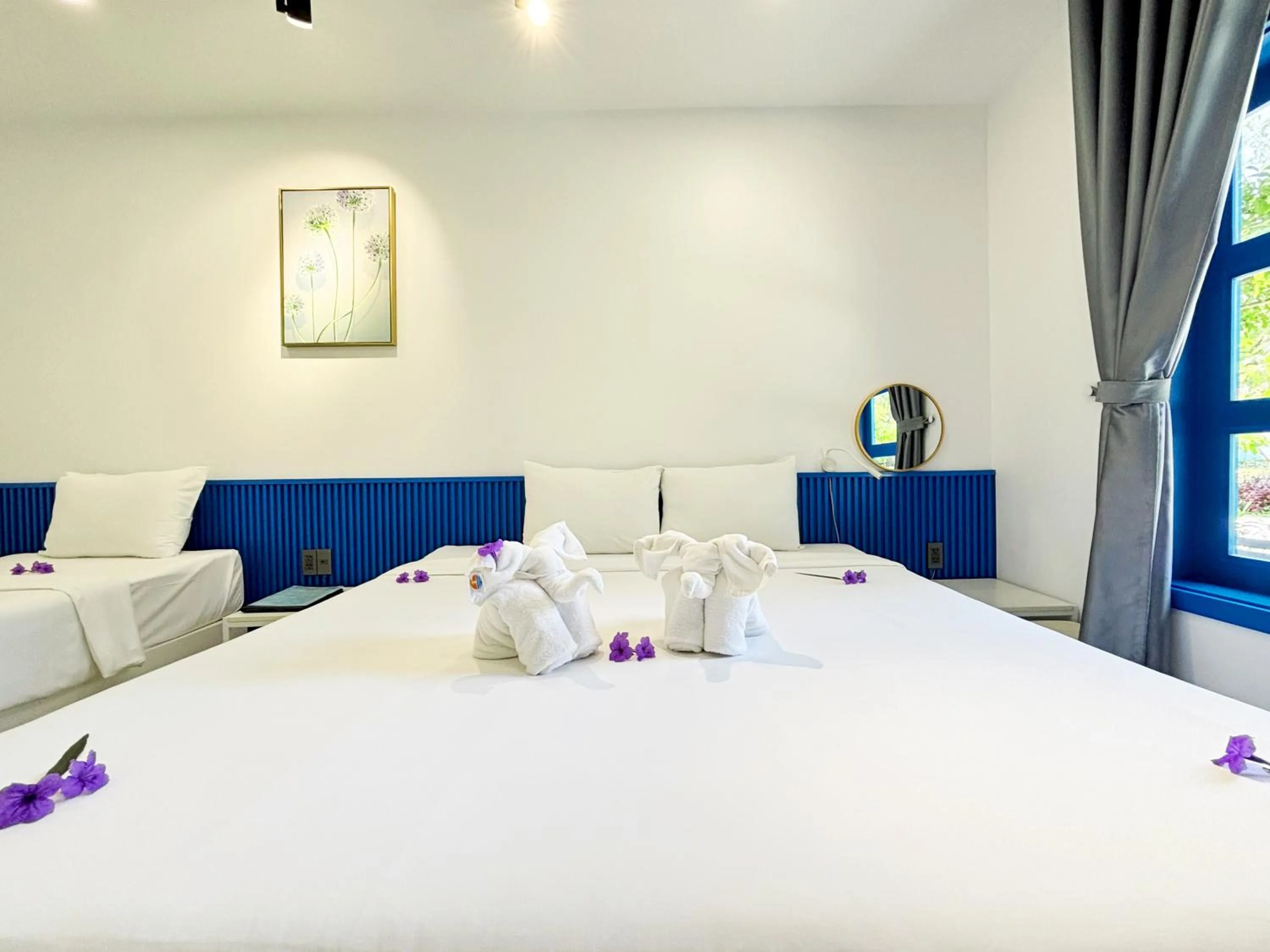 Bed in KIGI Beach Resort