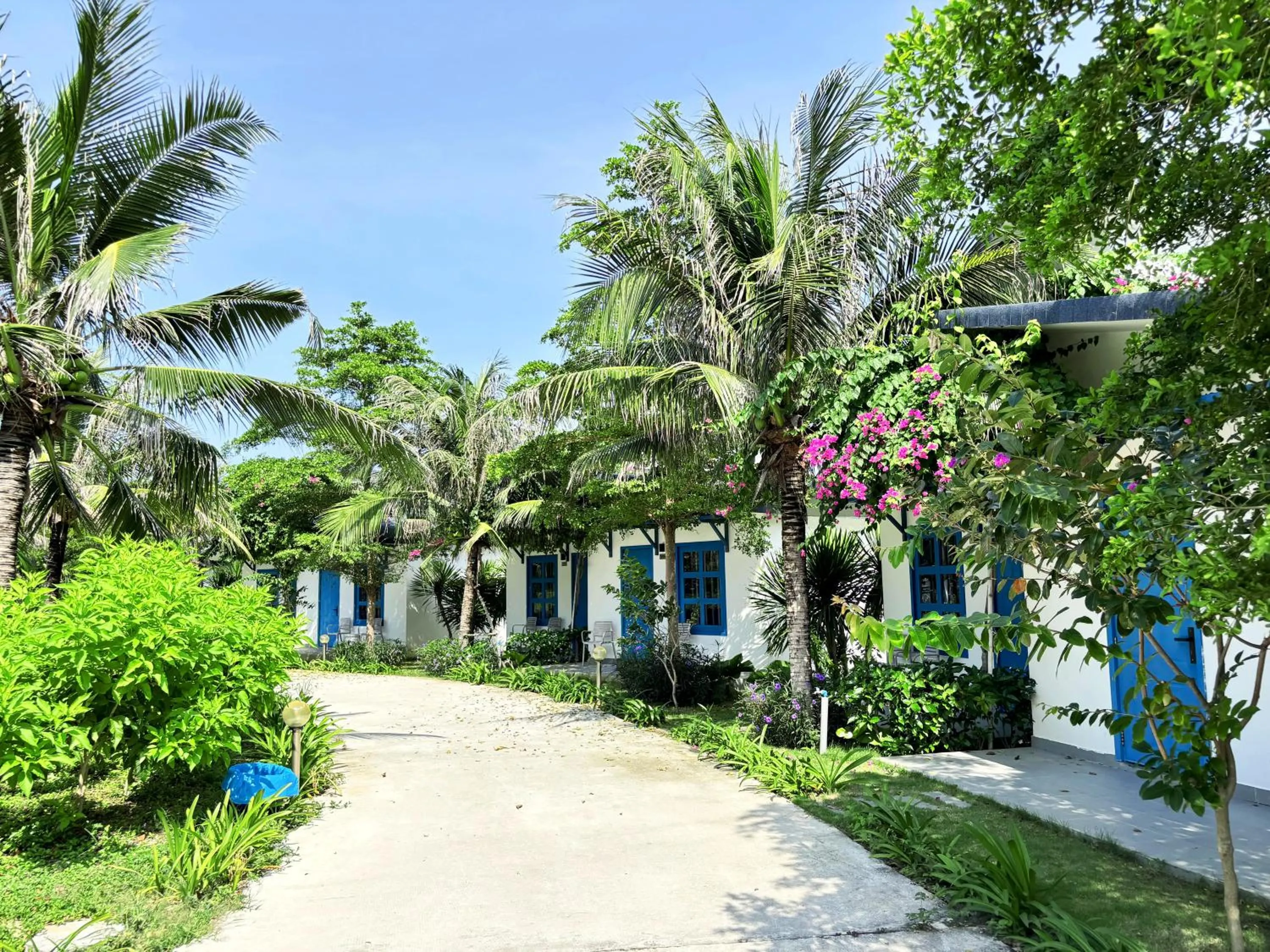 KIGI Beach Resort