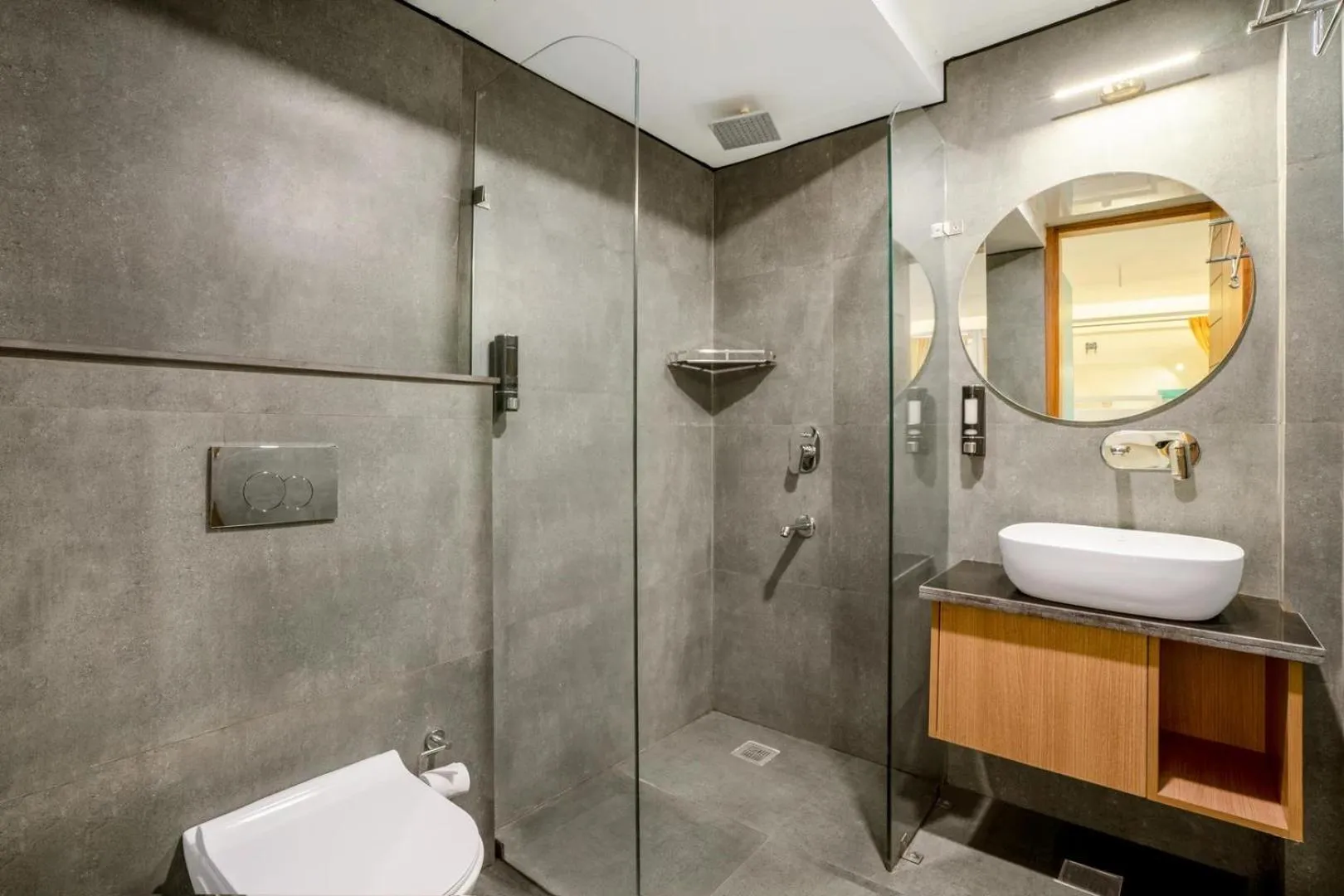 Bathroom in goSTOPS PLUS Rishikesh Tapovan