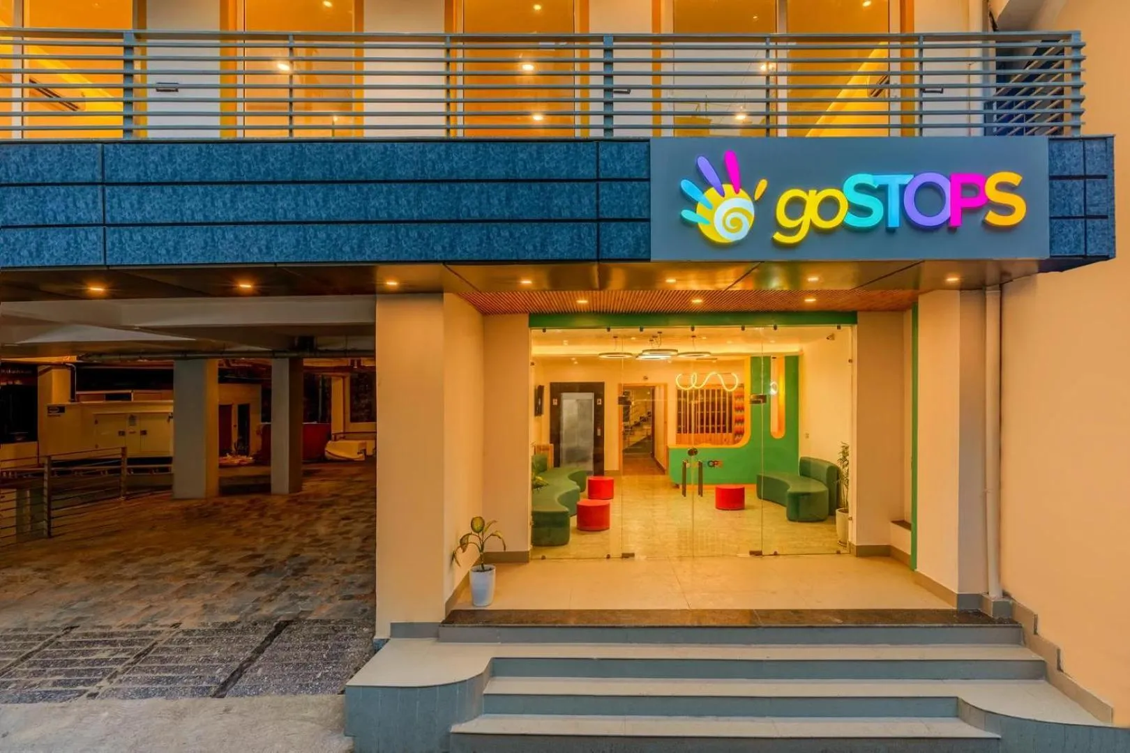 goSTOPS PLUS Rishikesh Tapovan