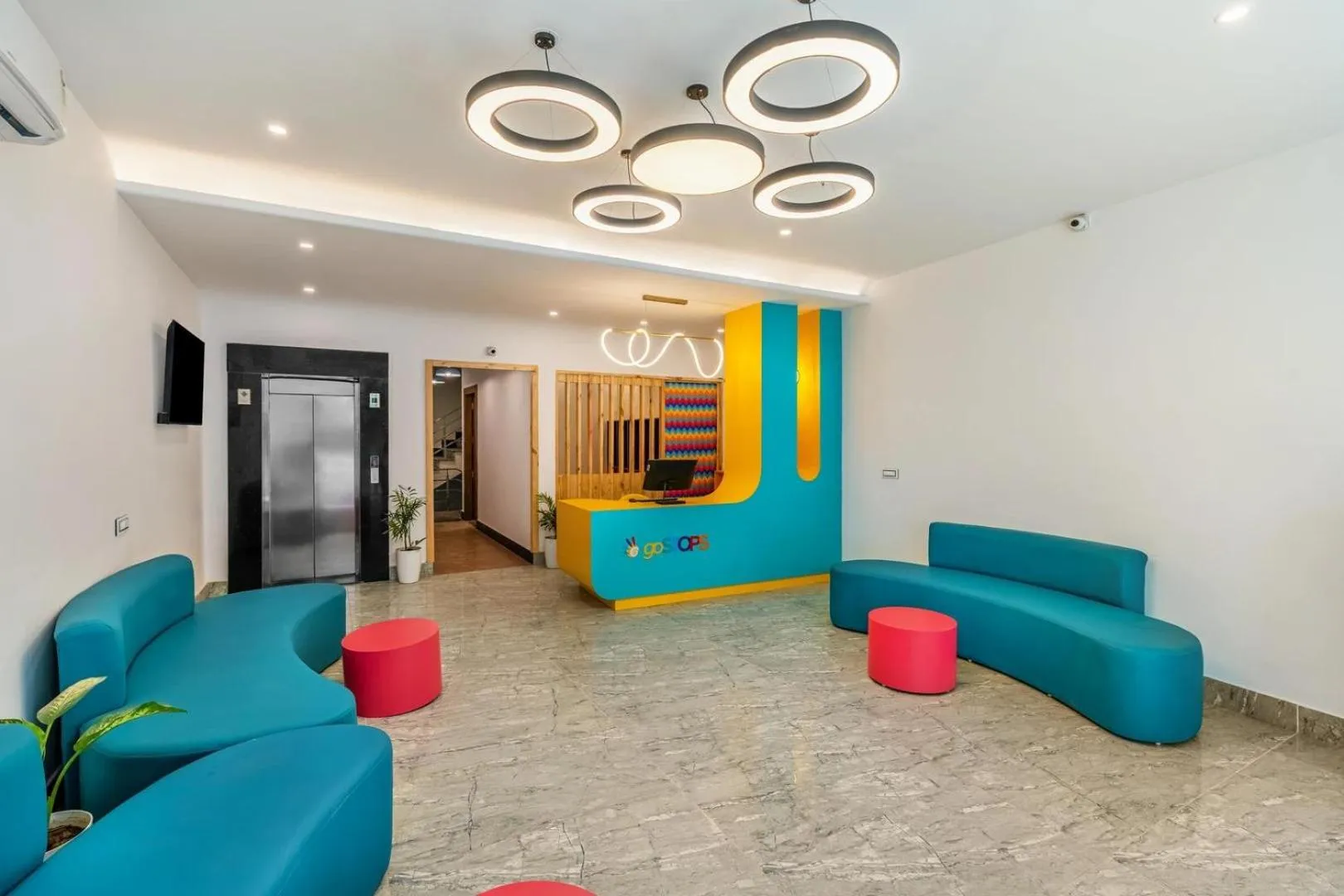 goSTOPS PLUS Rishikesh Tapovan