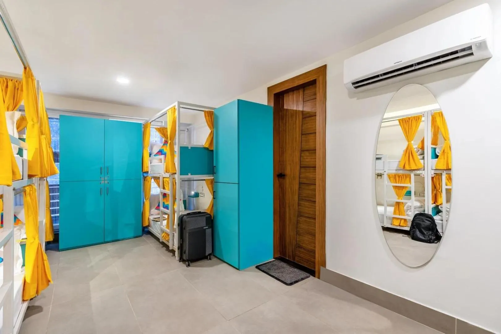 Bed in goSTOPS PLUS Rishikesh Tapovan