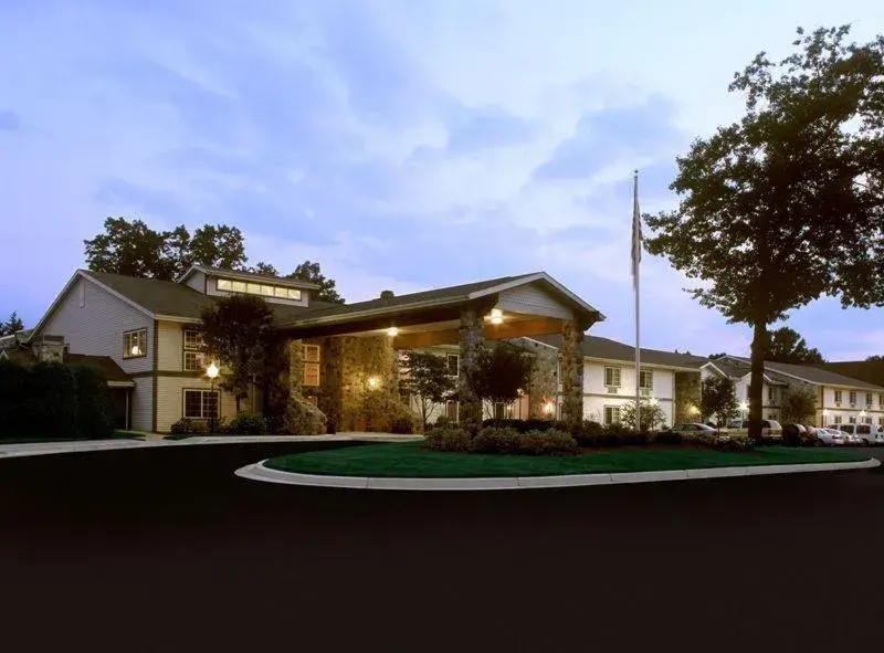 Property building in Swan Lake Resort Property building in Swan Lake Resort