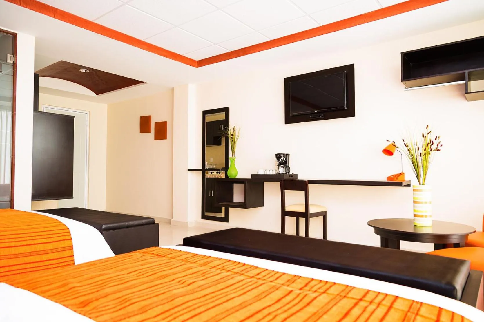 Bed in Inn Express Hotel Tula