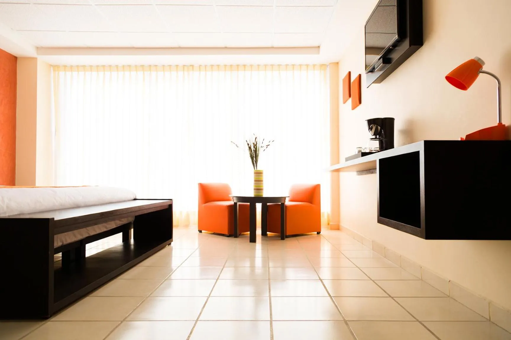 Bed in Inn Express Hotel Tula