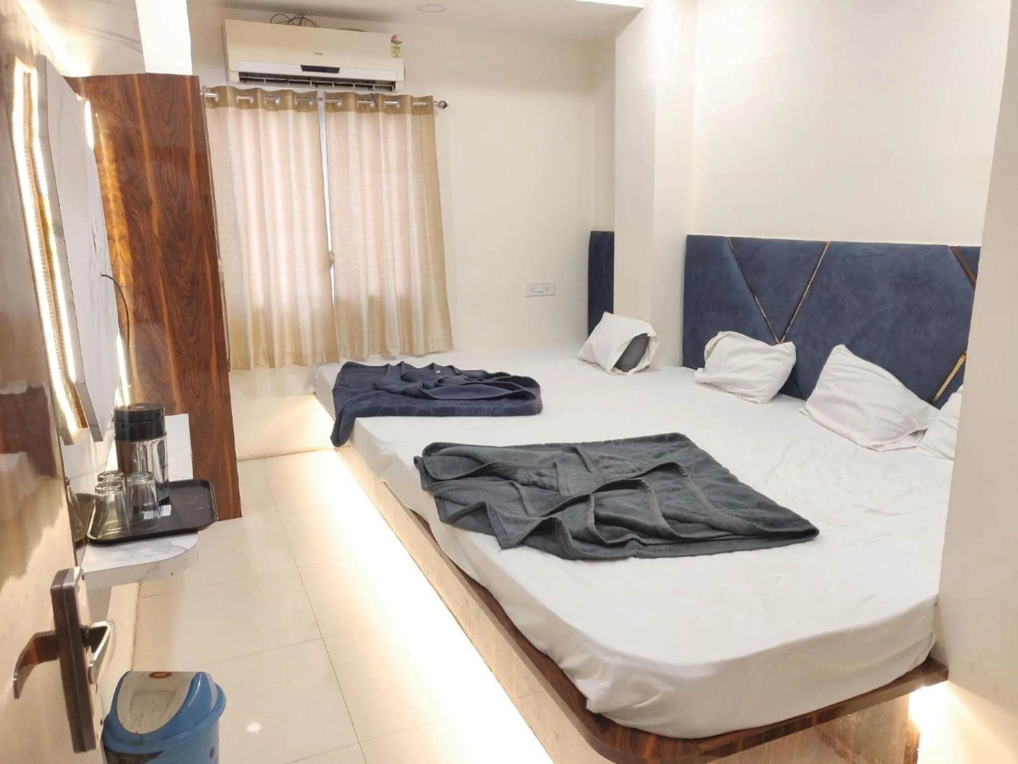 Bed in Hotel Aagman Palace - Near Mahakal Temple