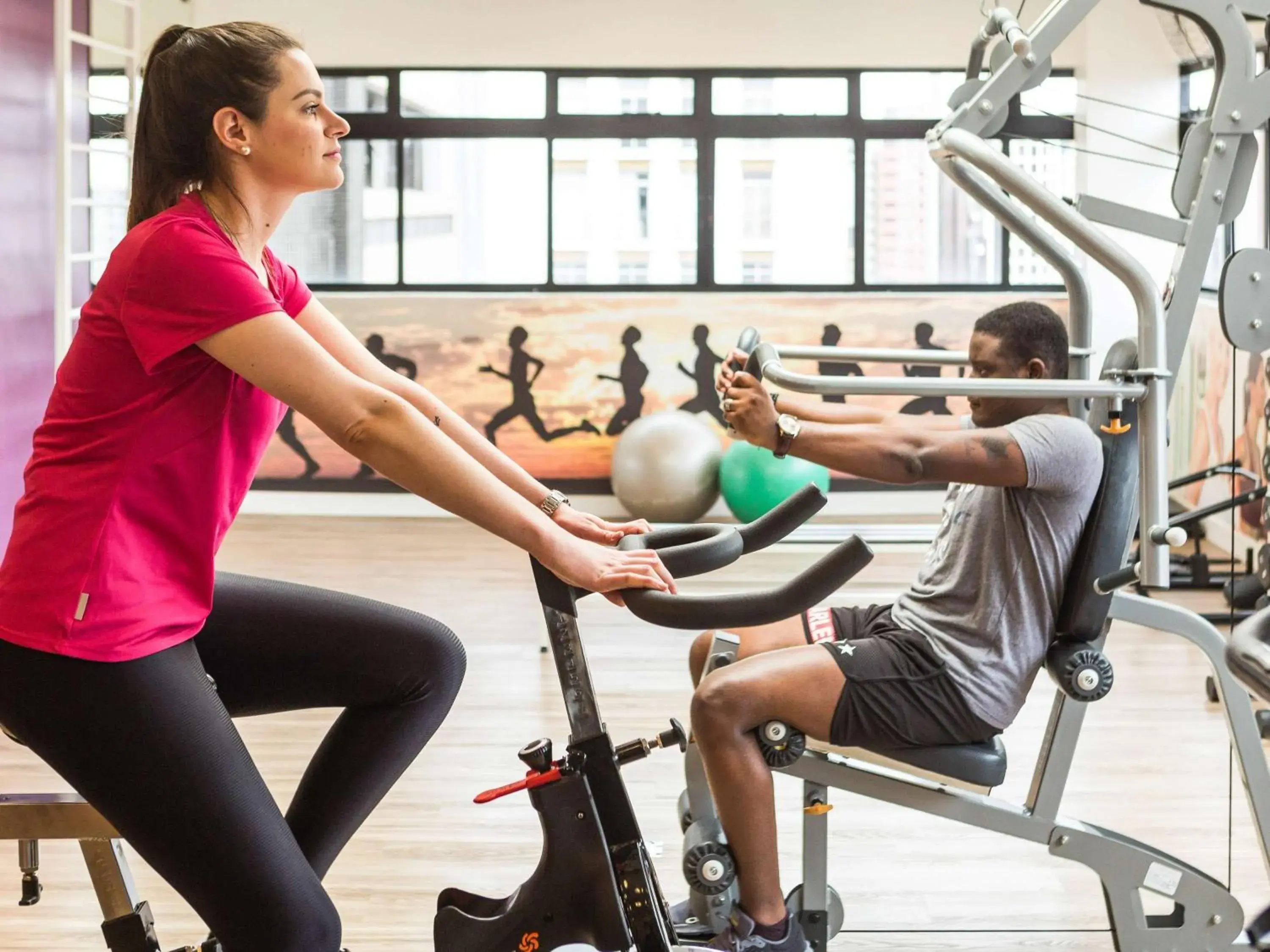 Fitness centre/facilities in Mercure Curitiba 7 de Setembro Fitness centre/facilities in Mercure Curitiba 7 de Setembro