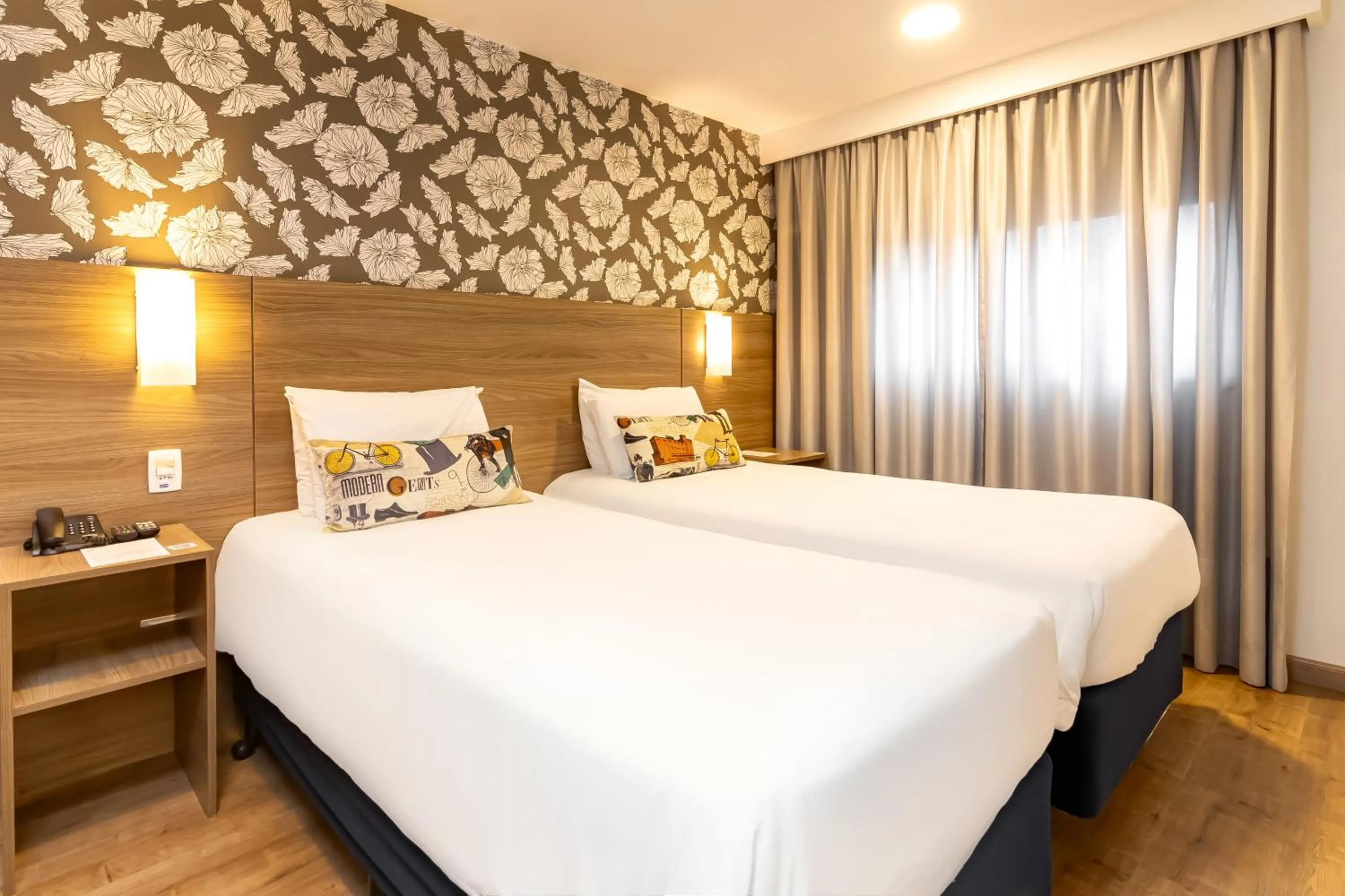 Bed in Mercure Curitiba 7 de Setembro