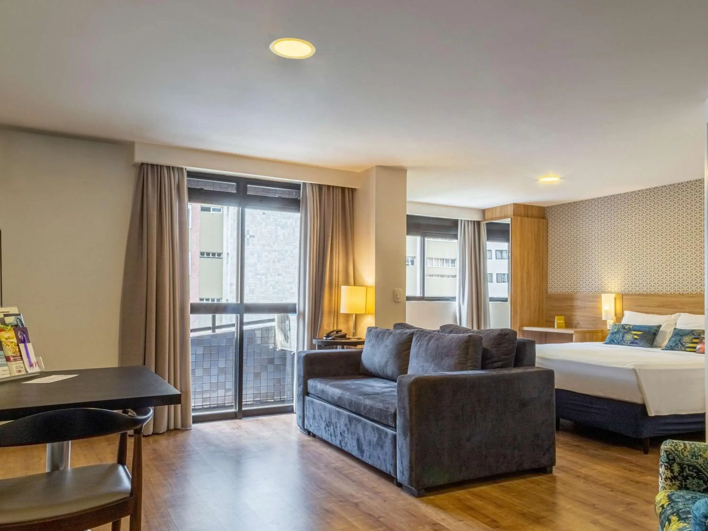 Bedroom, Bed in Mercure Curitiba 7 de Setembro Bedroom, Bed in Mercure Curitiba 7 de Setembro