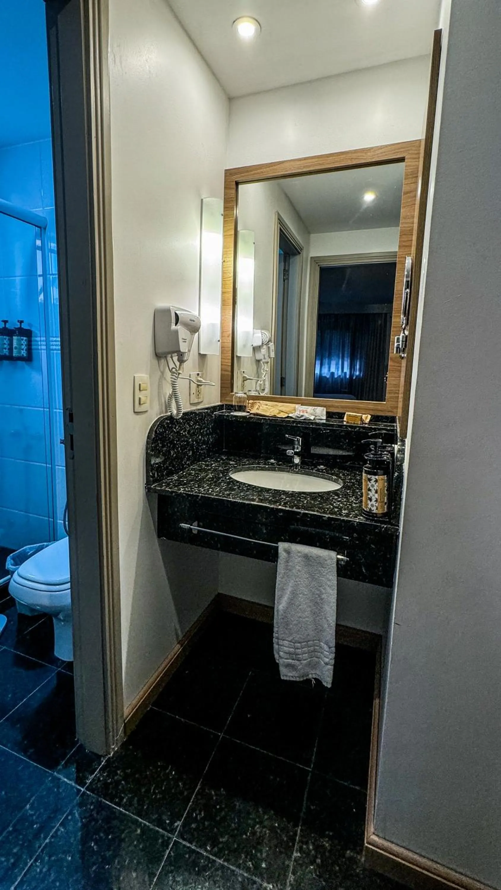 Bathroom in Mercure Curitiba 7 de Setembro