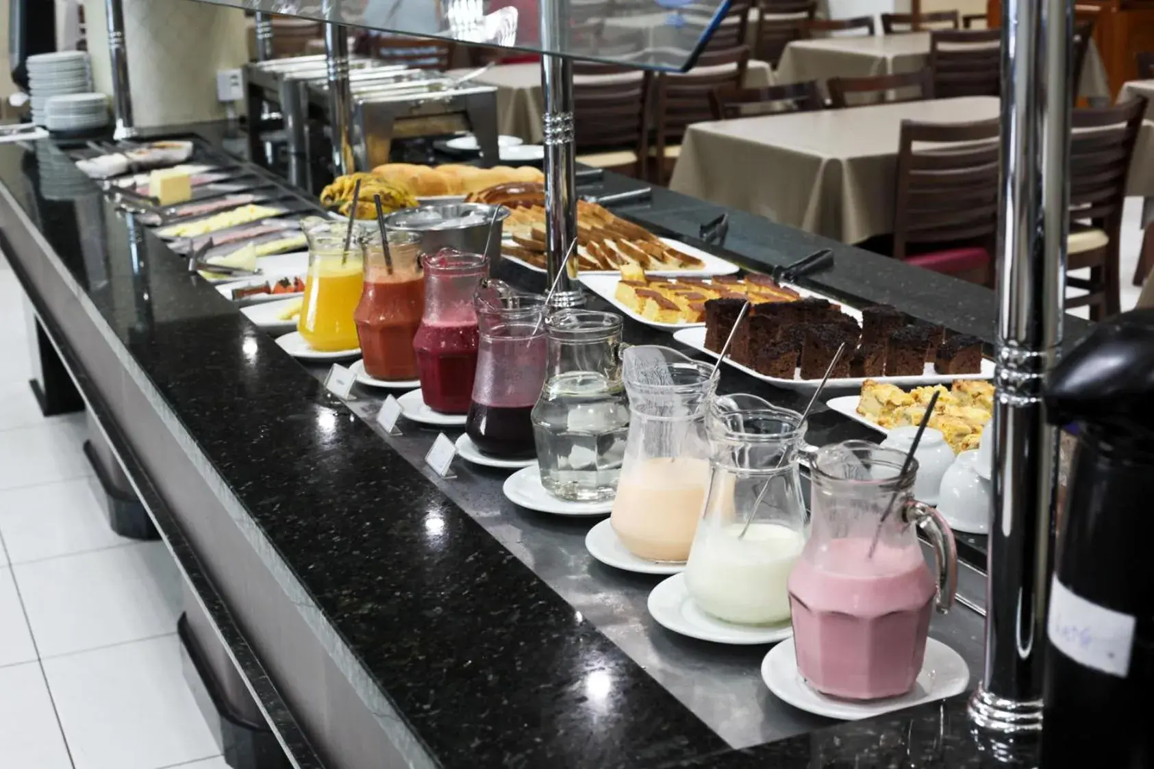 Restaurant/places to eat in Miotto Executive Hotel Restaurant/places to eat in Miotto Executive Hotel