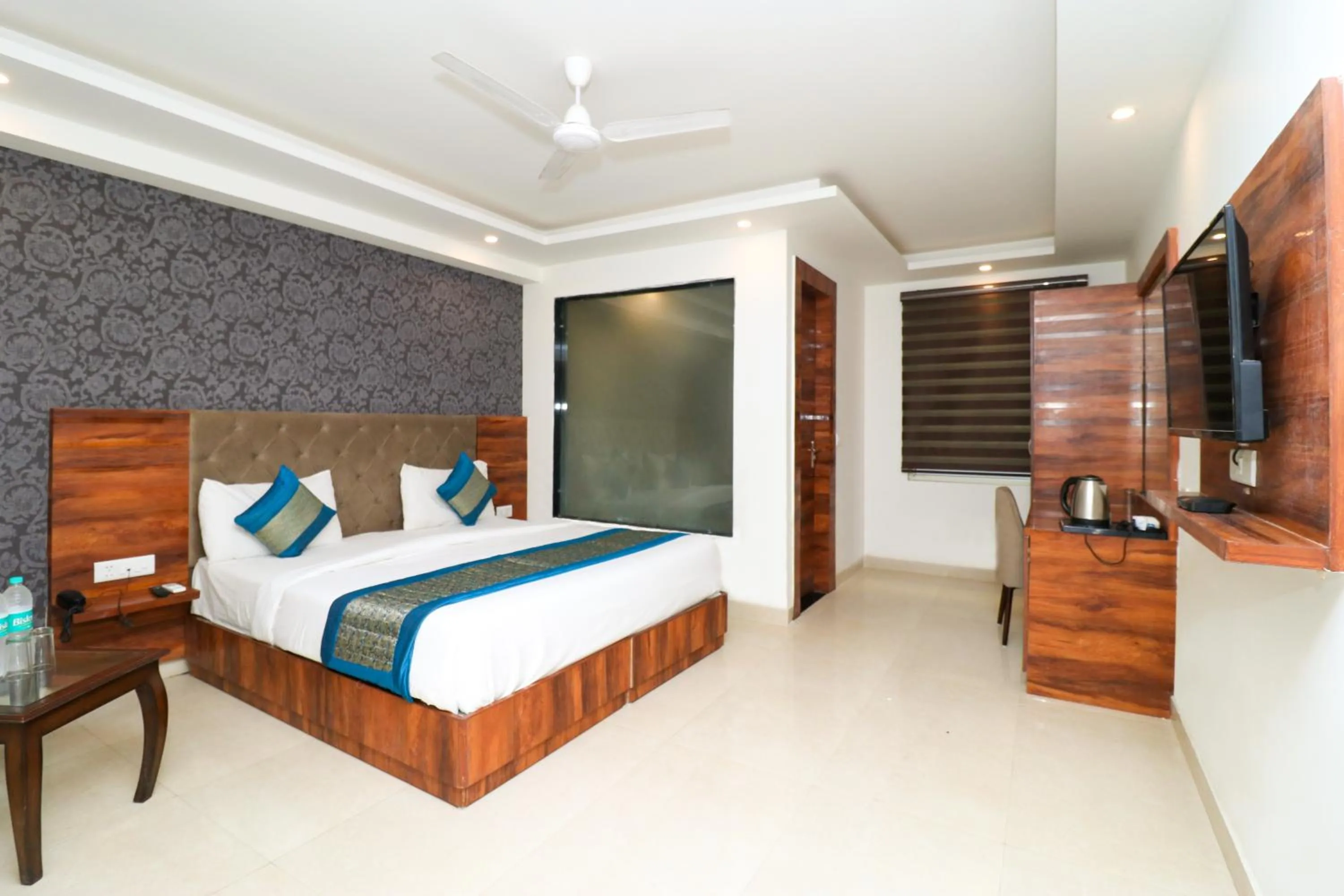 Photo of the whole room, Bed in Hotel Vertu IGI Delhi Airport By OPO,Free Airport Pickup & Drop