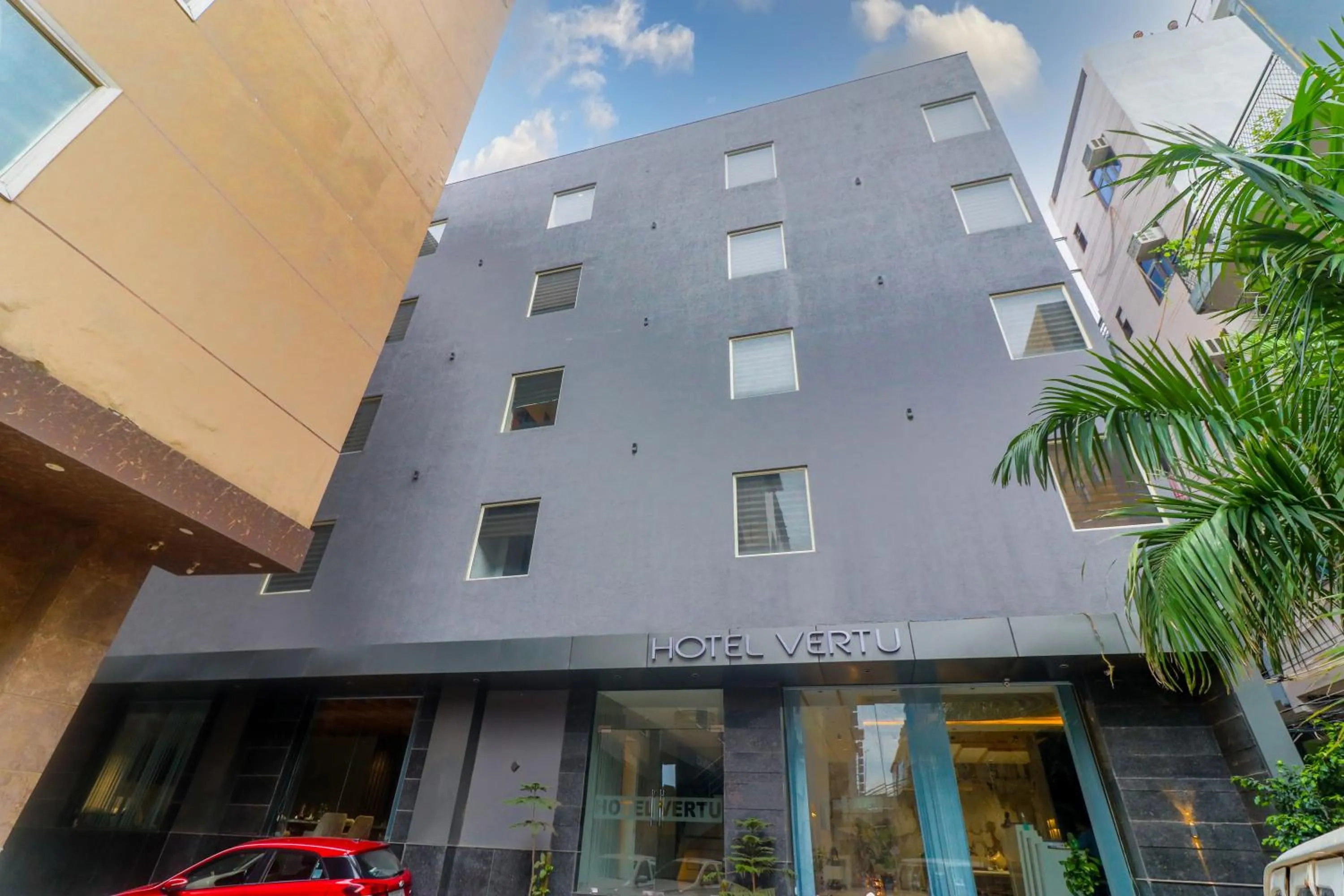 Property building in Hotel Vertu IGI Delhi Airport By OPO,Free Airport Pickup & Drop