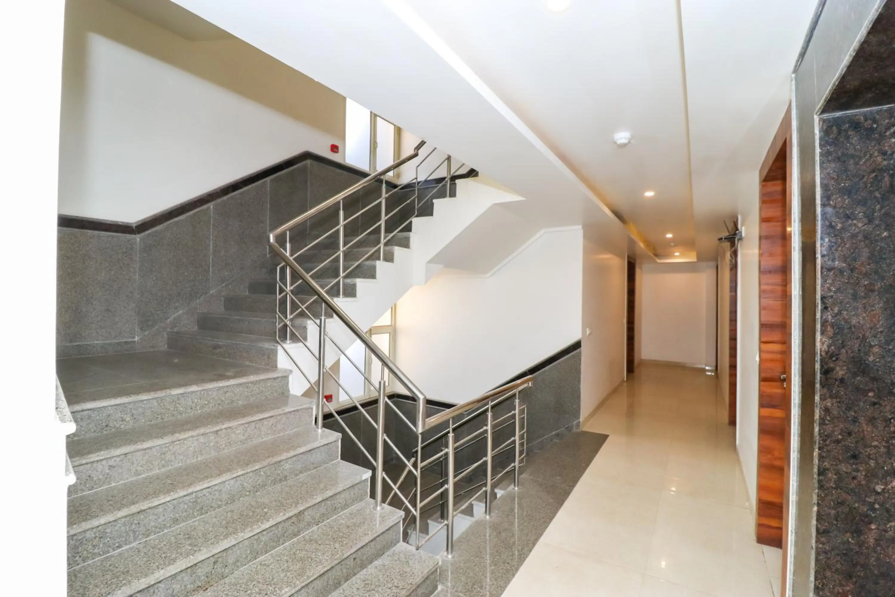 Property building in Hotel Vertu IGI Delhi Airport By OPO,Free Airport Pickup & Drop