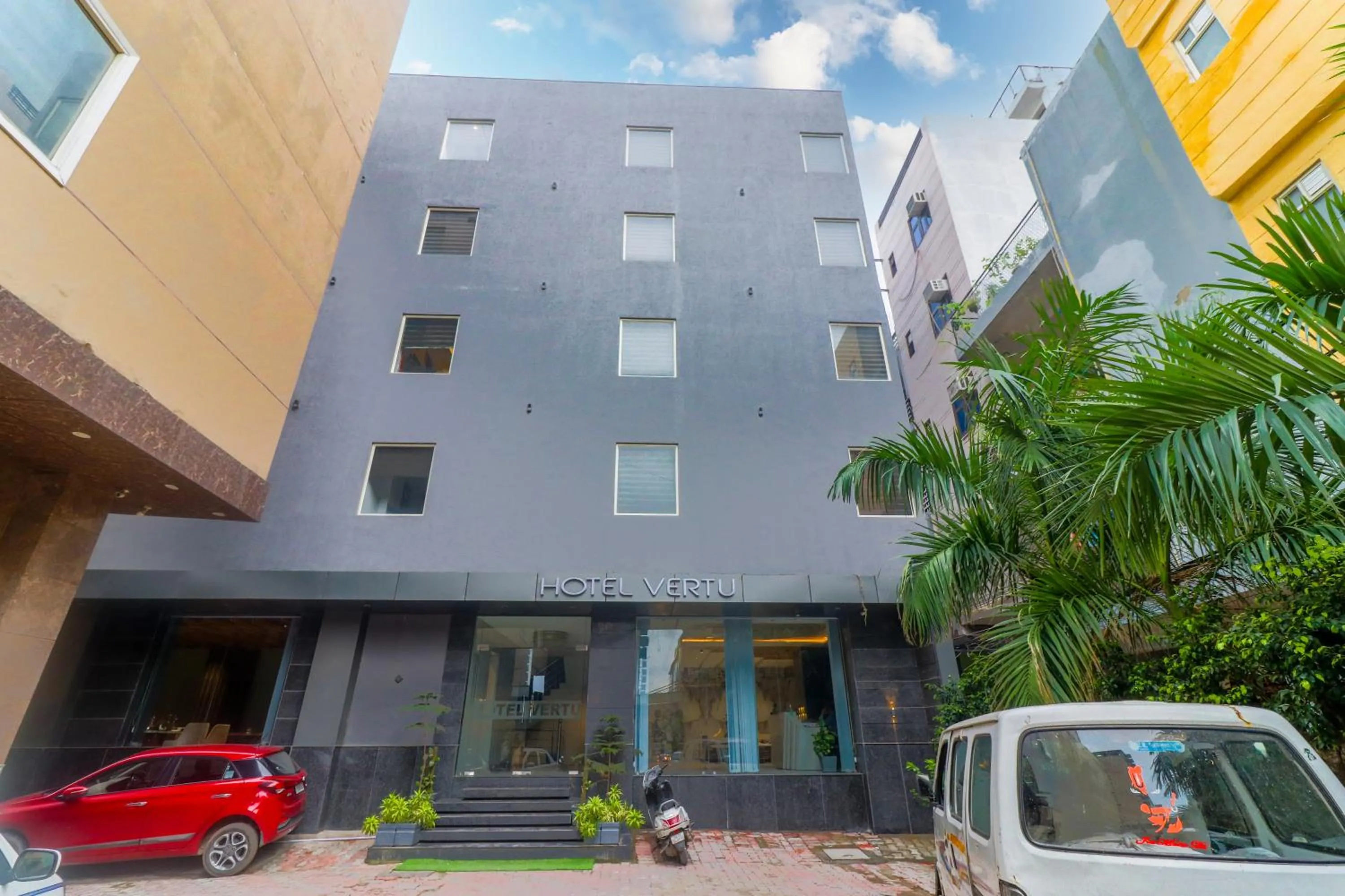 Property building in Hotel Vertu IGI Delhi Airport By OPO,Free Airport Pickup & Drop