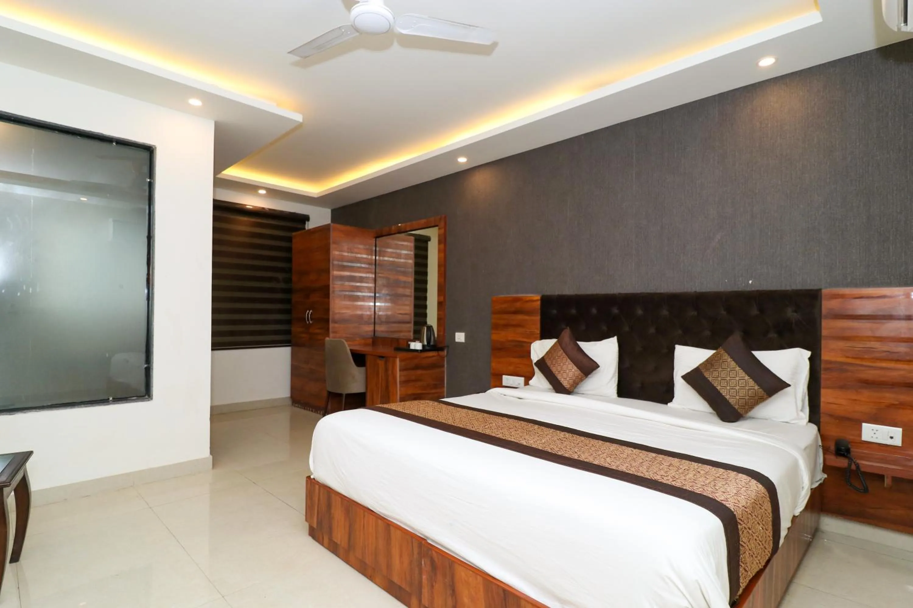 Photo of the whole room, Bed in Hotel Vertu IGI Delhi Airport By OPO,Free Airport Pickup & Drop