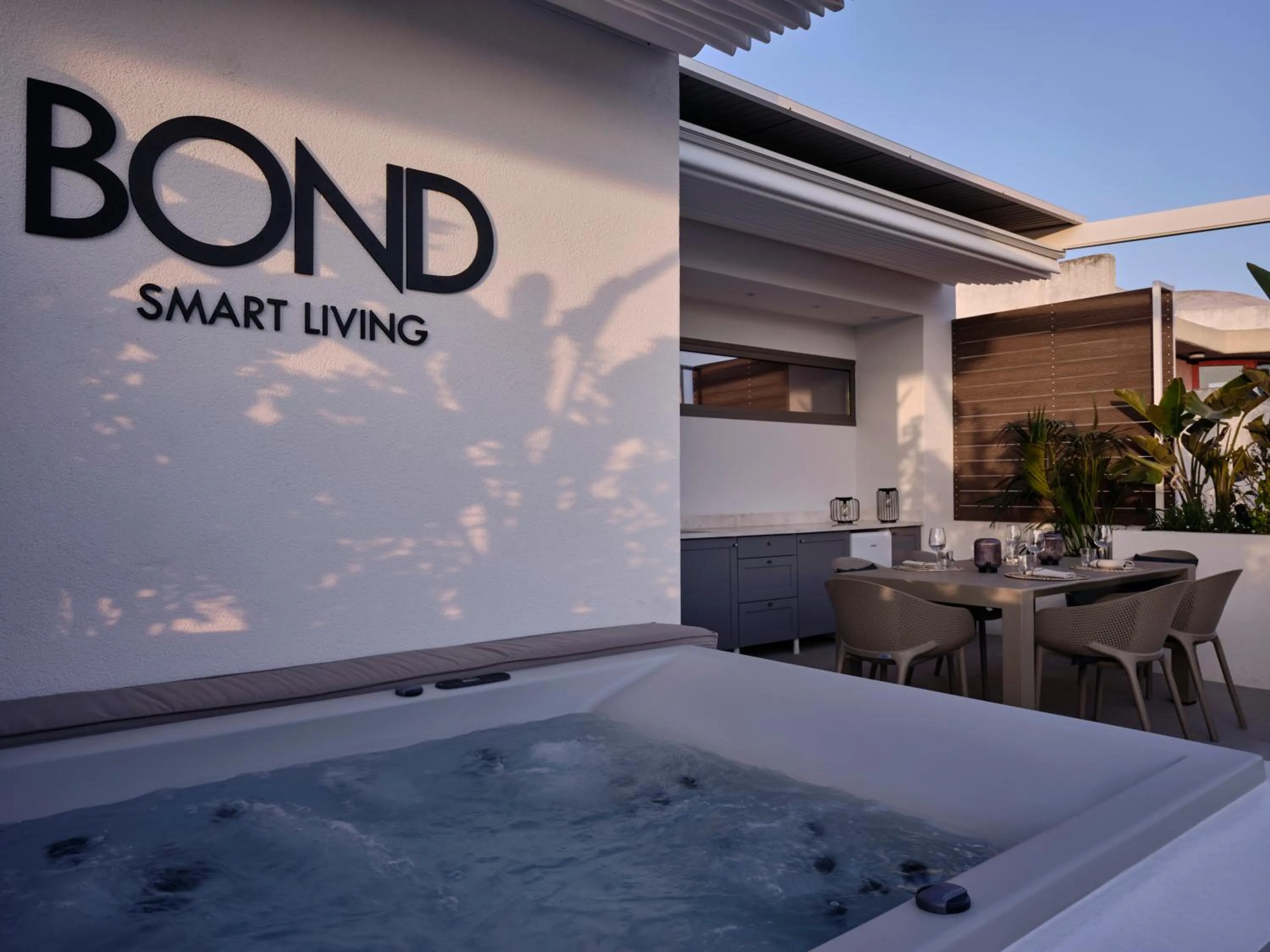 Swimming pool in Bond Smart Living Suites