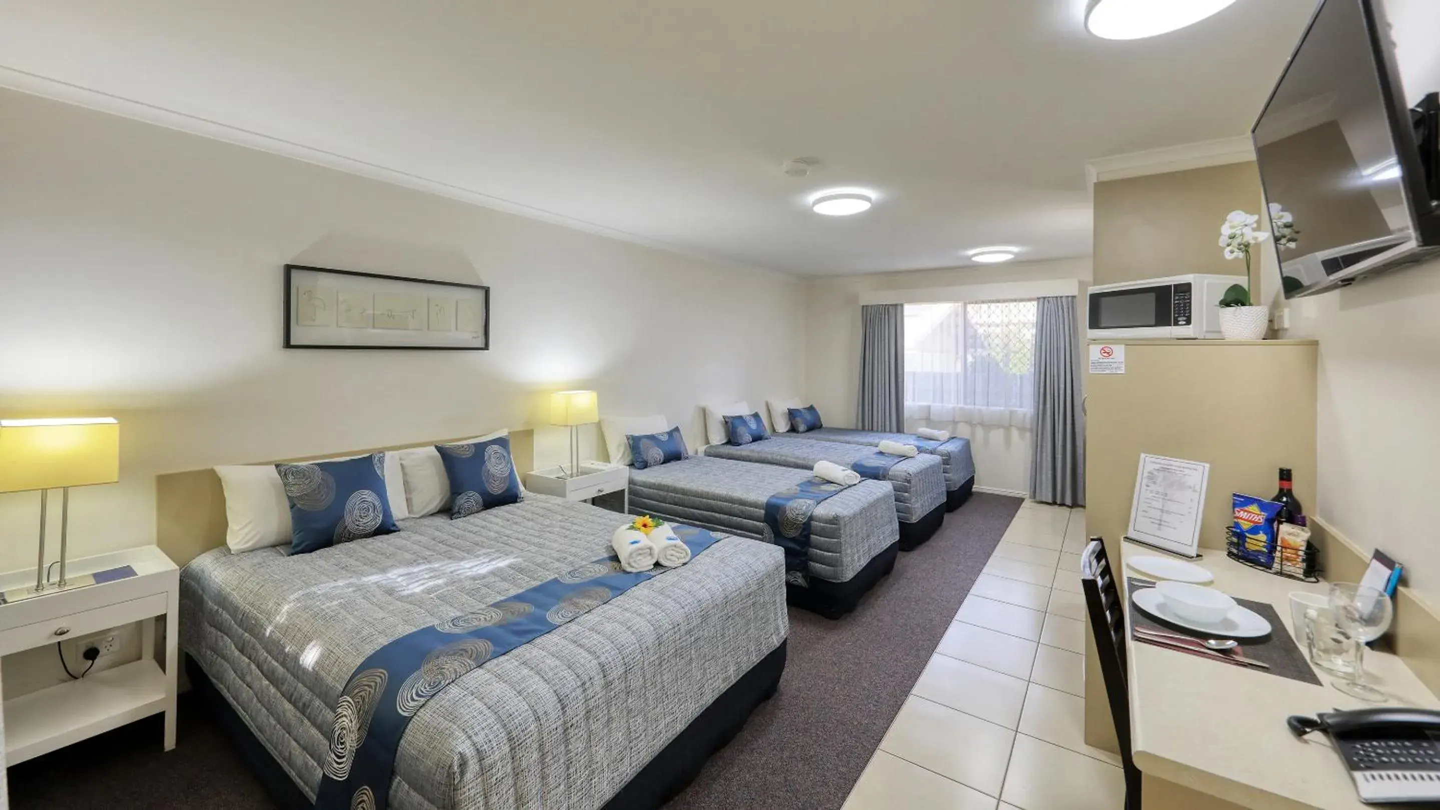 Family Room in Chinchilla White Gums Motor Inn Family Room in Chinchilla White Gums Motor Inn