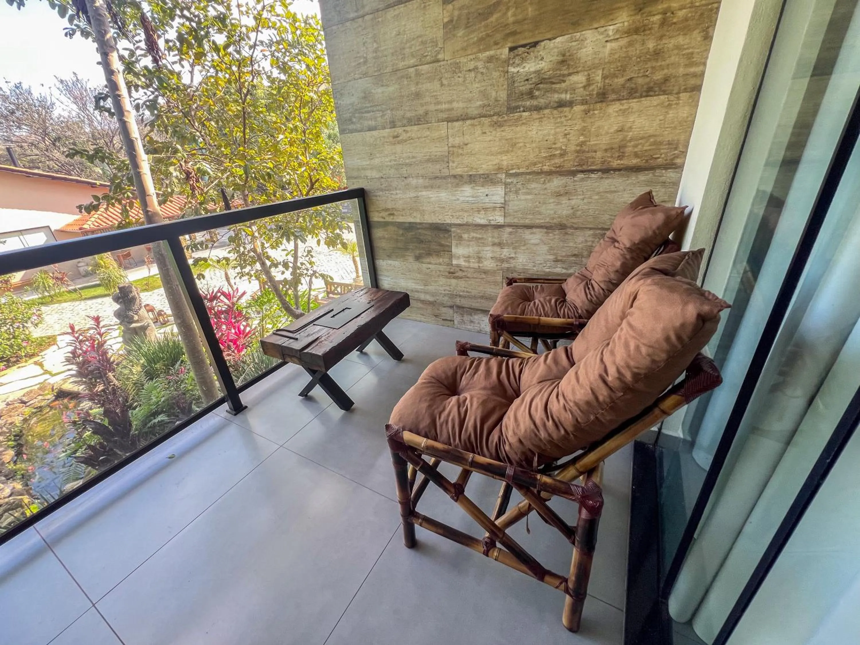 Balcony/Terrace in Unalome Pousada