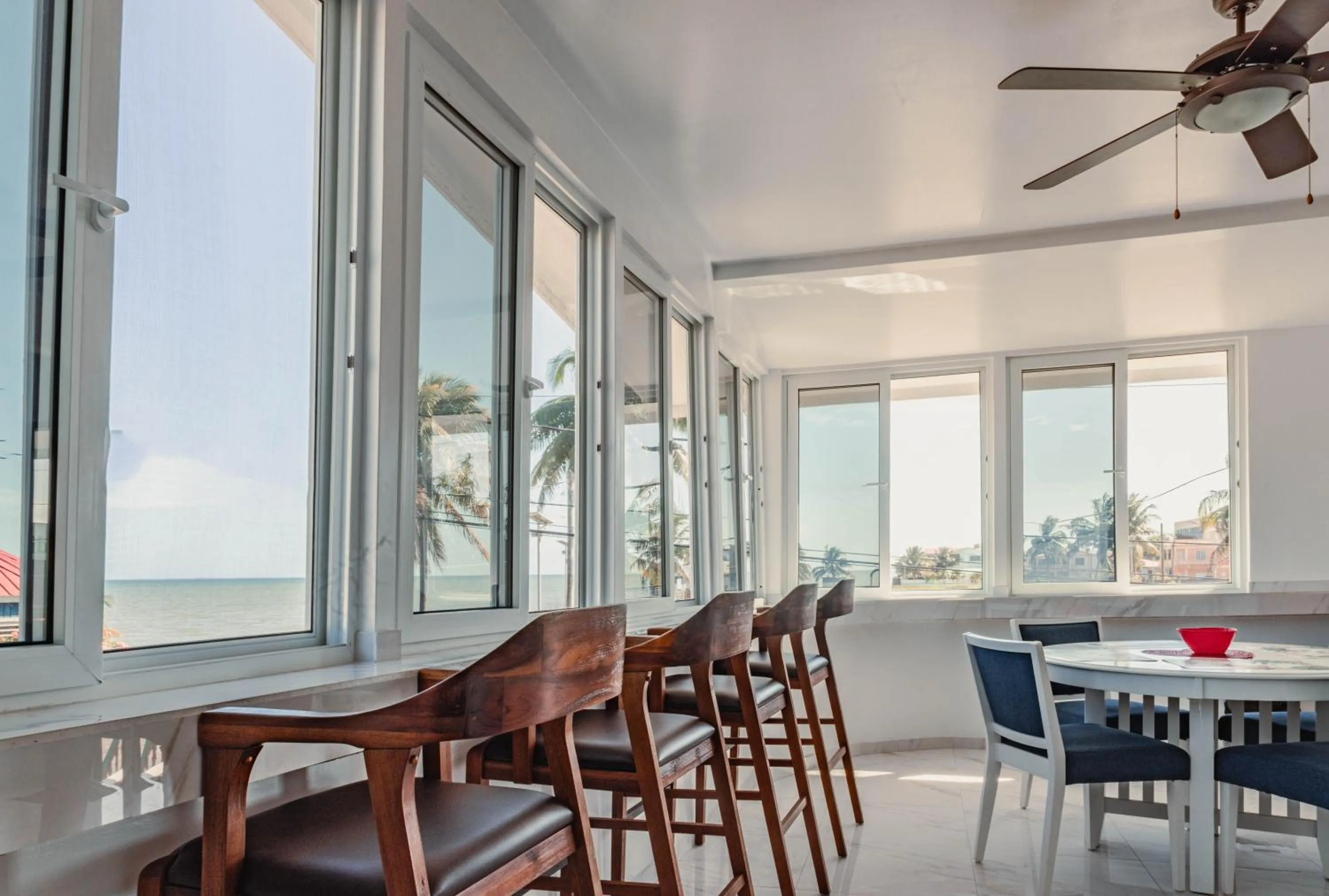 Seating area in Bonefish Hotel