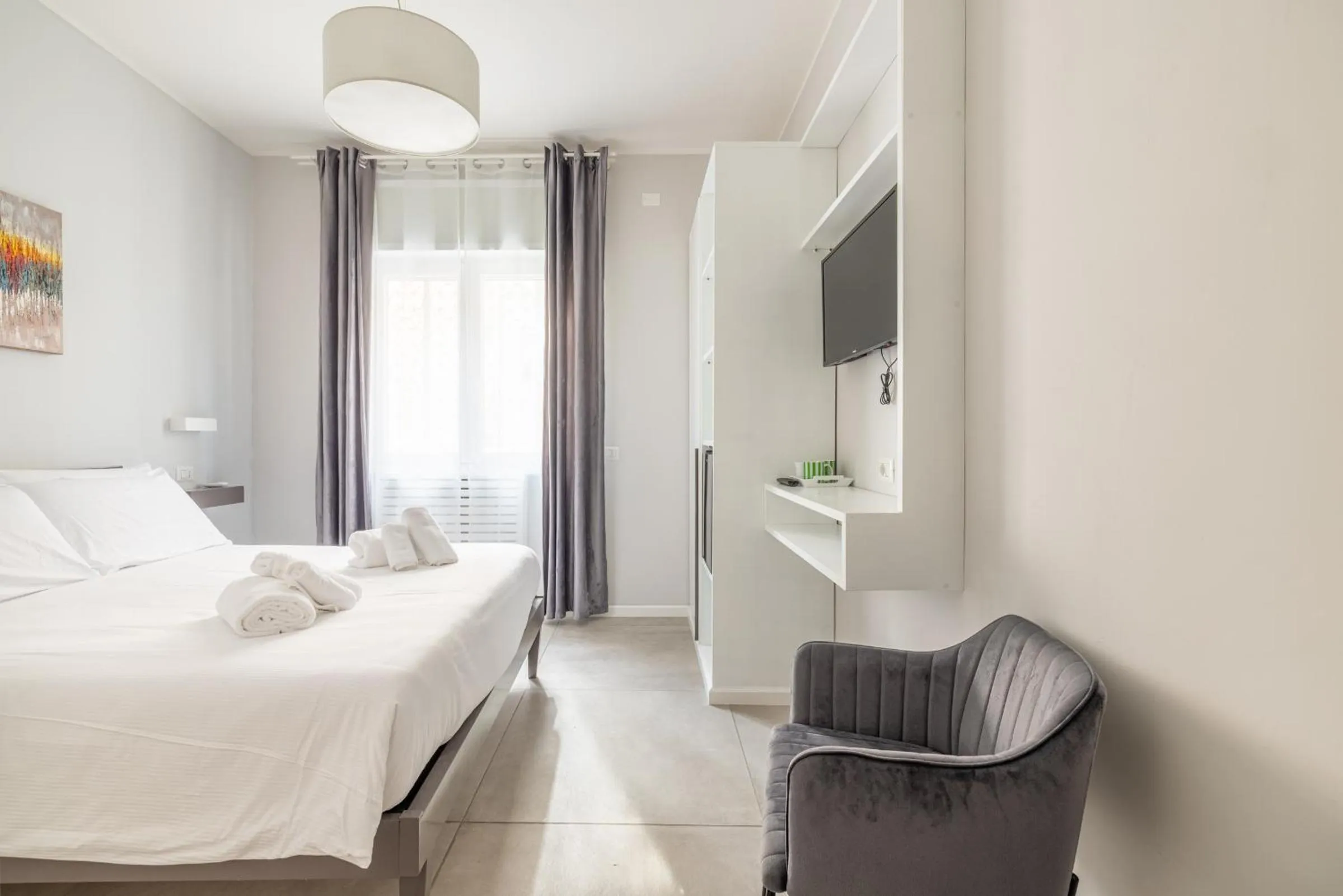 Photo of the whole room, Bed in Belli Suites Vatican Rome Guest House