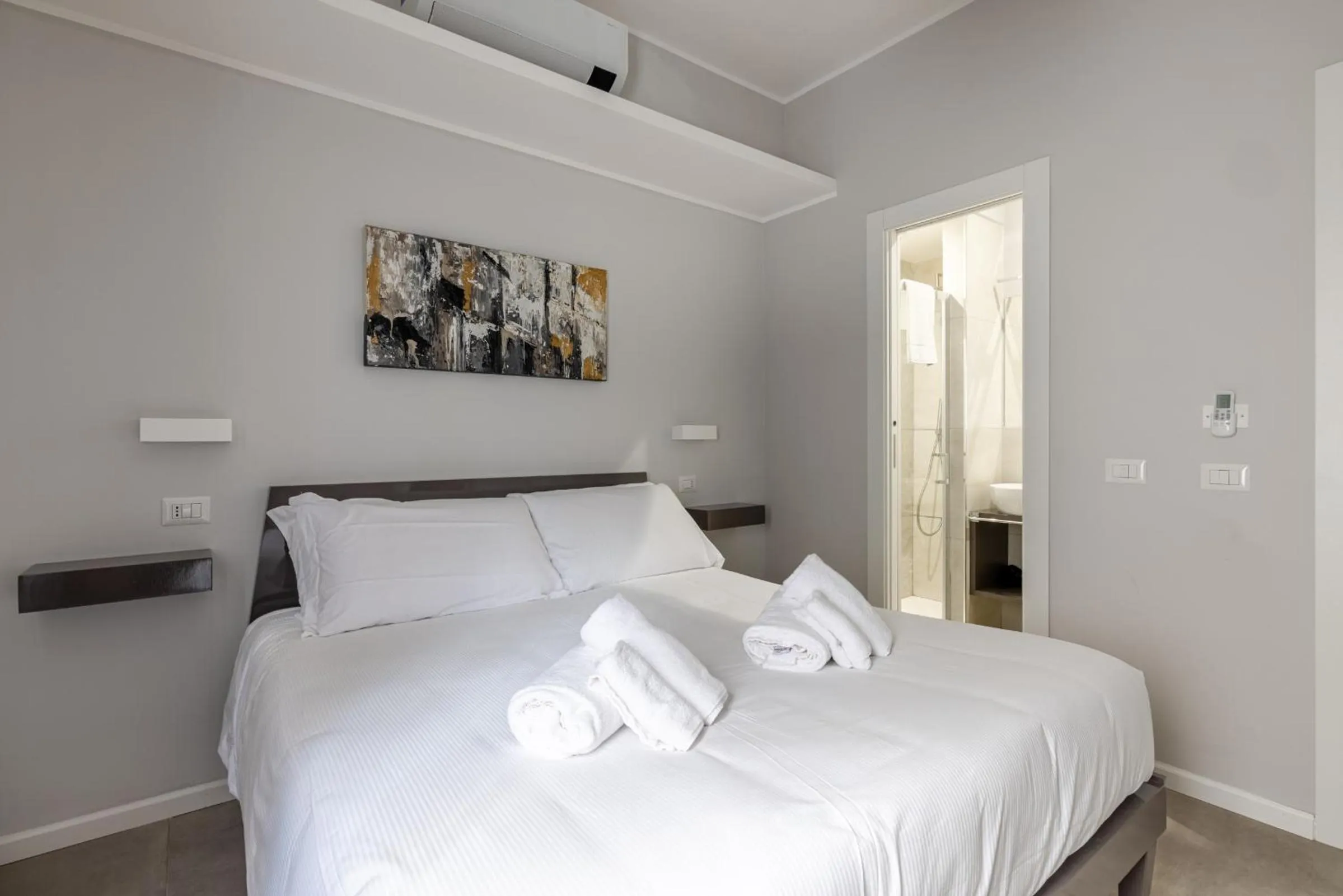 Photo of the whole room, Bed in Belli Suites Vatican Rome Guest House