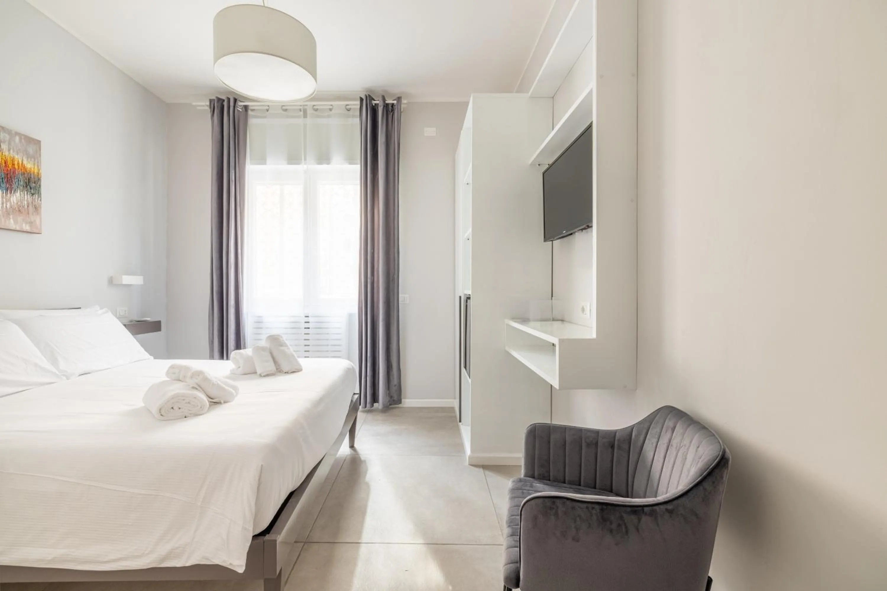 Photo of the whole room, Bed in Belli Suites Vatican Rome Guest House