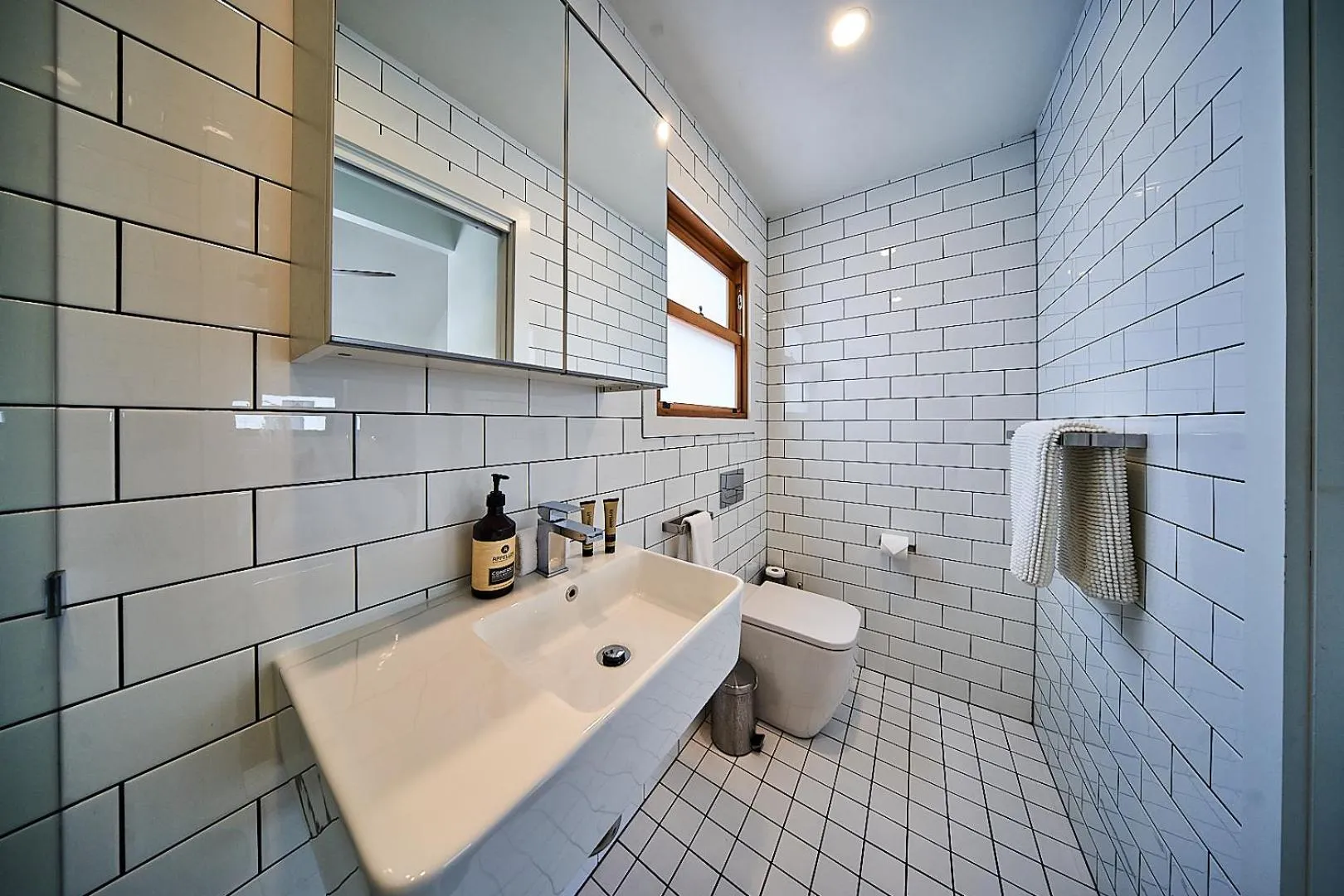 Shower in The Bronte Boutique Hotel