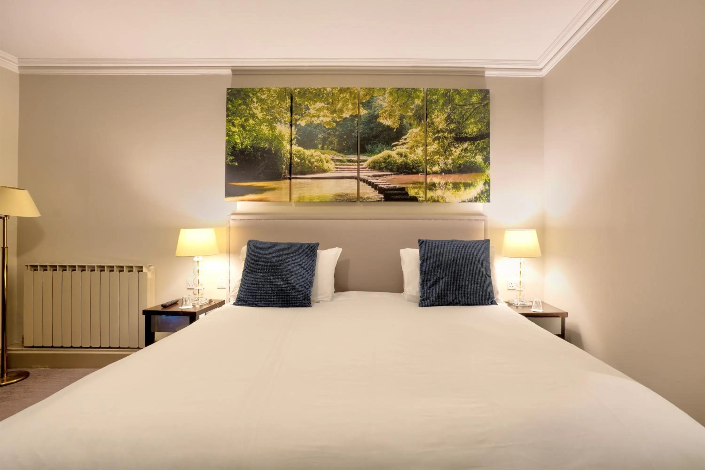 Bed in Sunday Box Hill Burford Bridge Hotel