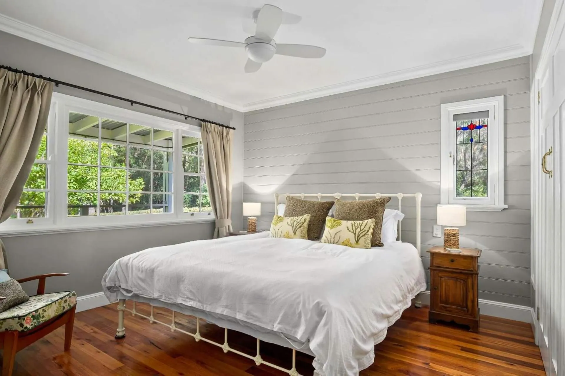 Bed in Lemon Tree Cottage, Kangaroo Valley
