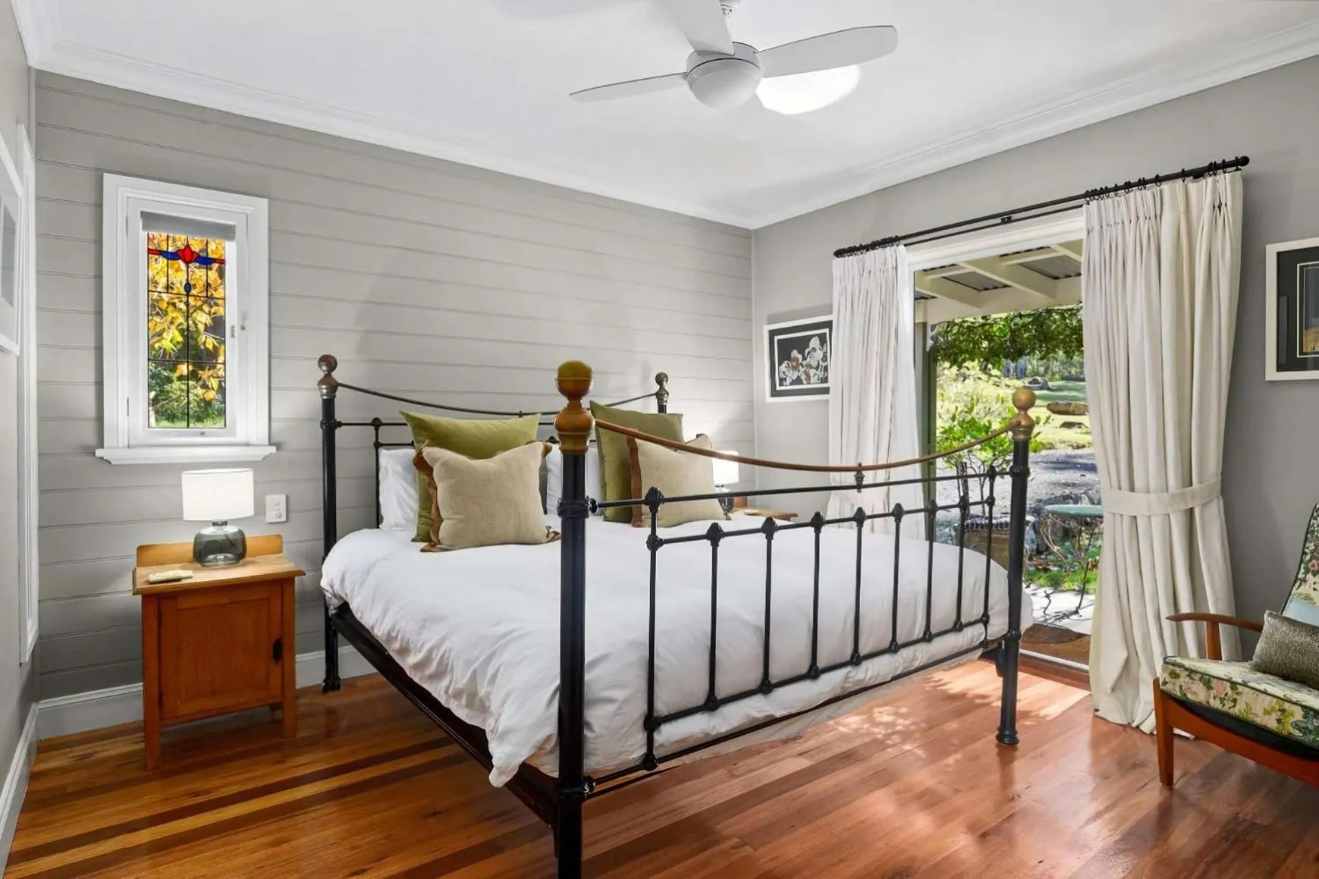 Bed in Lemon Tree Cottage, Kangaroo Valley