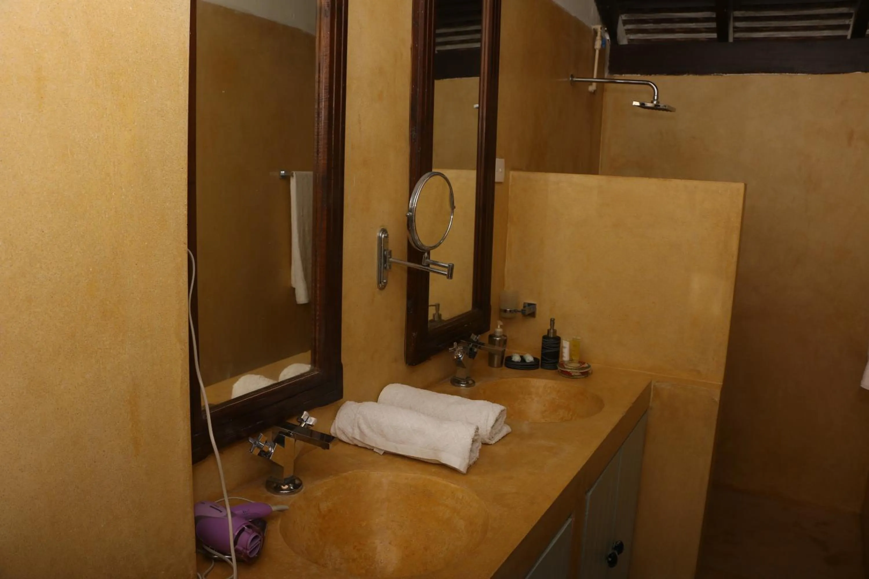 Bathroom in Khalid's Guest House