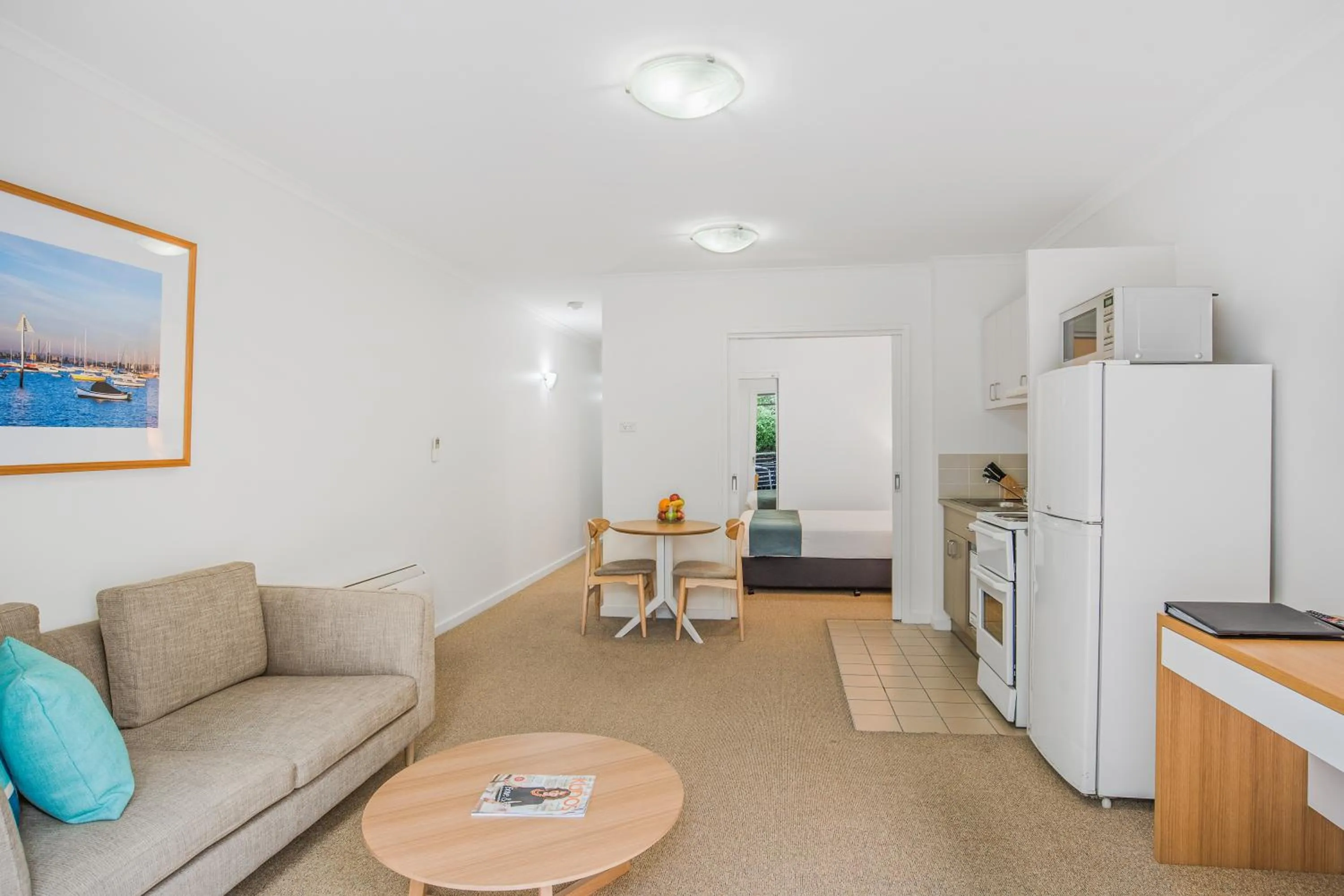 Kitchen or kitchenette in Aligned Corporate Residences Williamstown