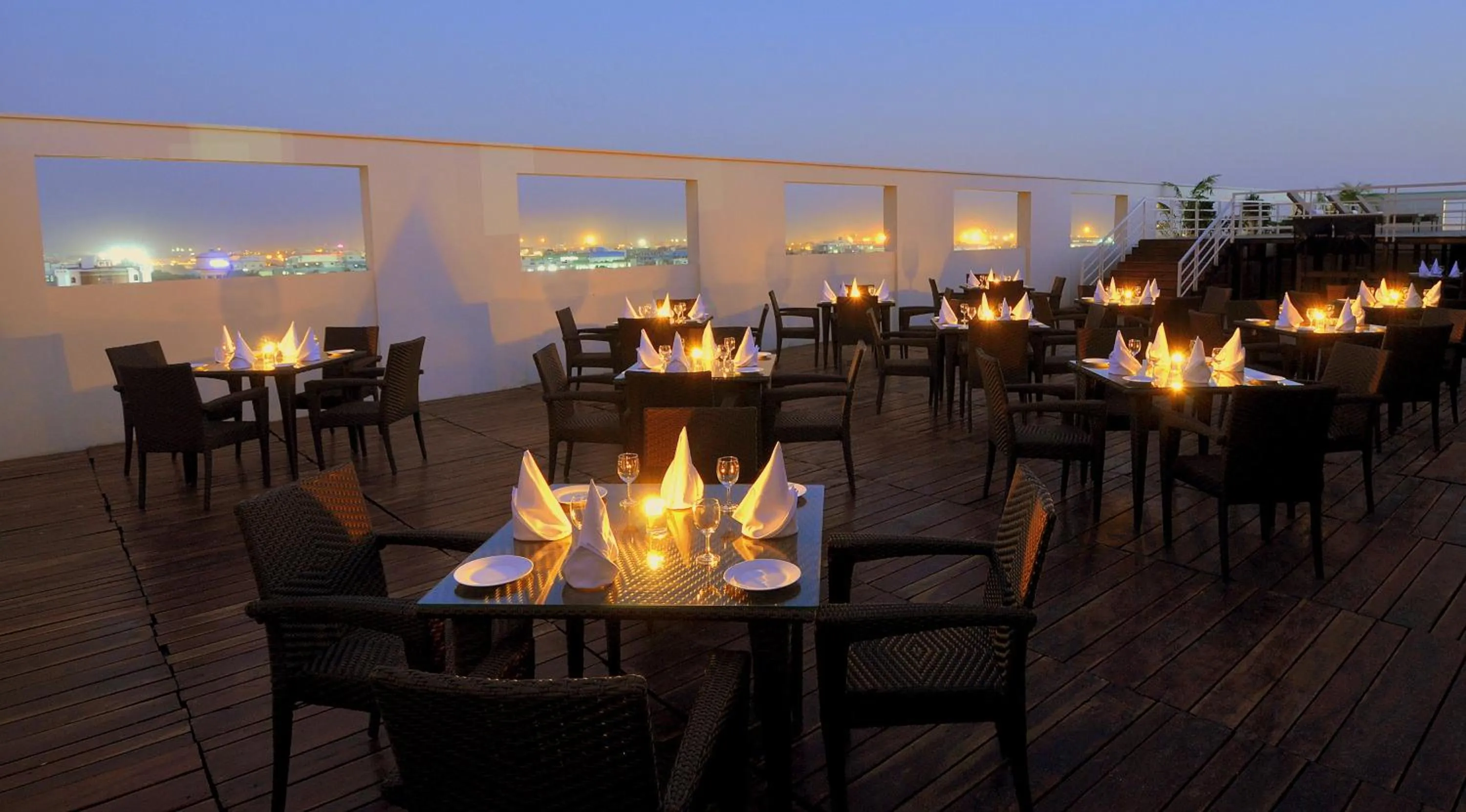 Restaurant/places to eat in Hotel Marigold Jaipur