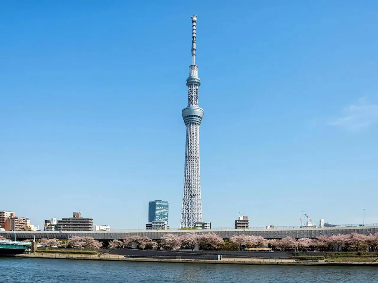 Nearby landmark in Anshin oyado Tokyo Man Ginza Shimbashi Station